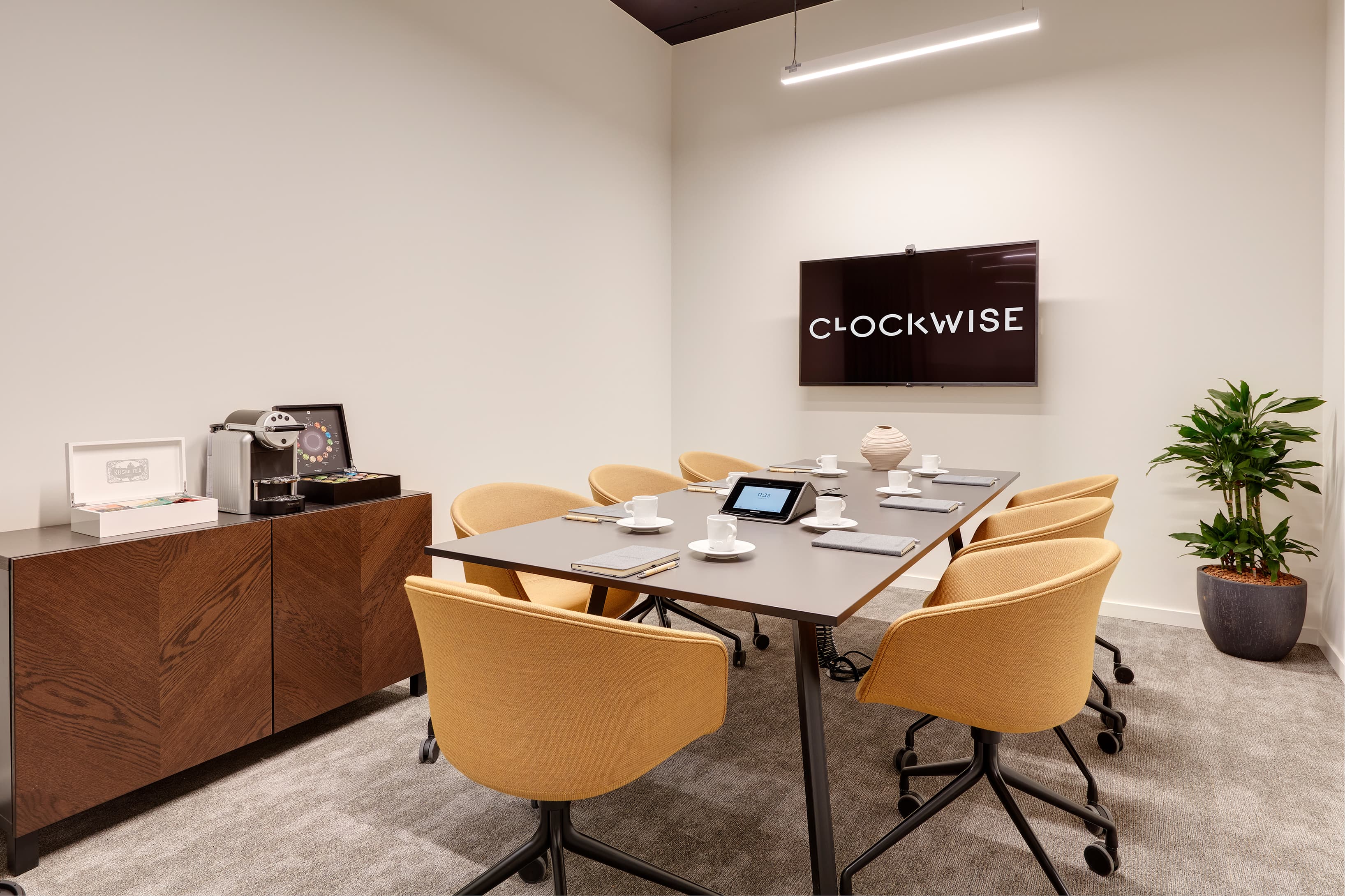 Meeting Room Meeting Room