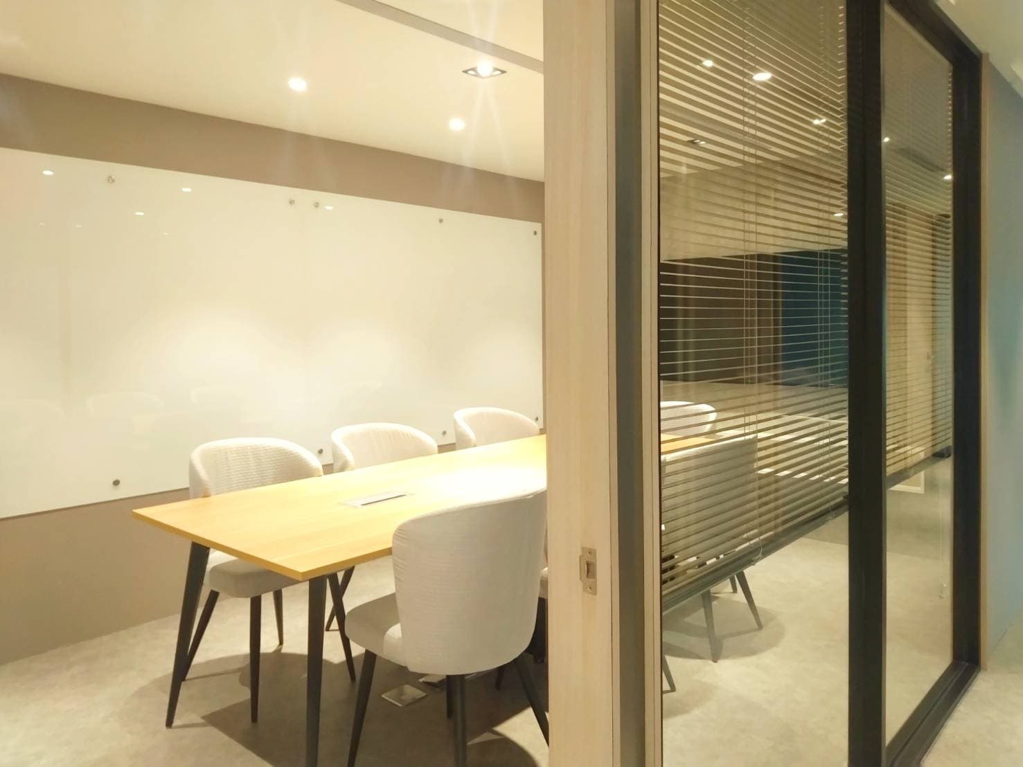 76824-76824-568365.jpg 76824-76824-568365.jpg