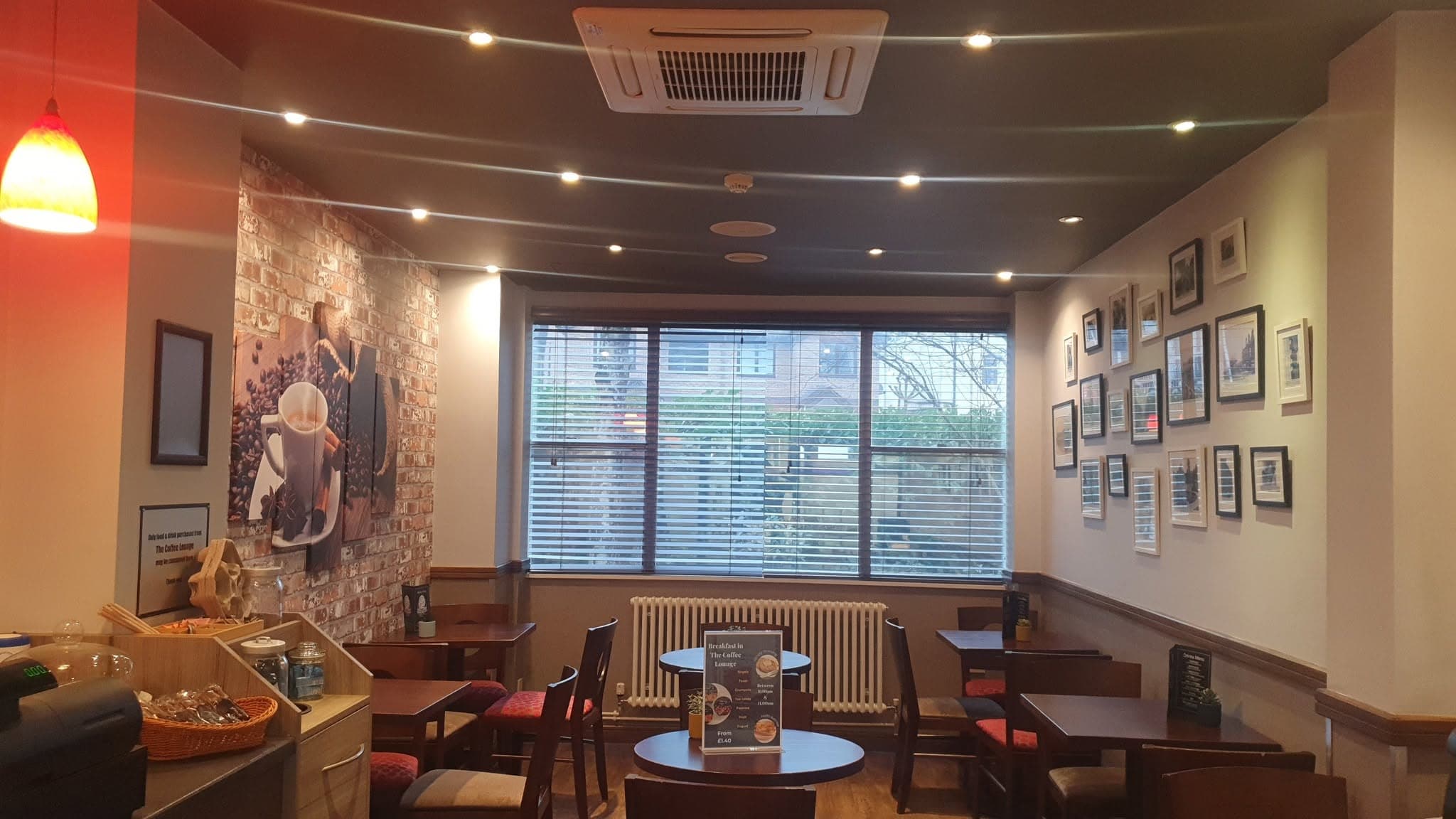 THE COFFEE LOUNGE THE COFFEE LOUNGE