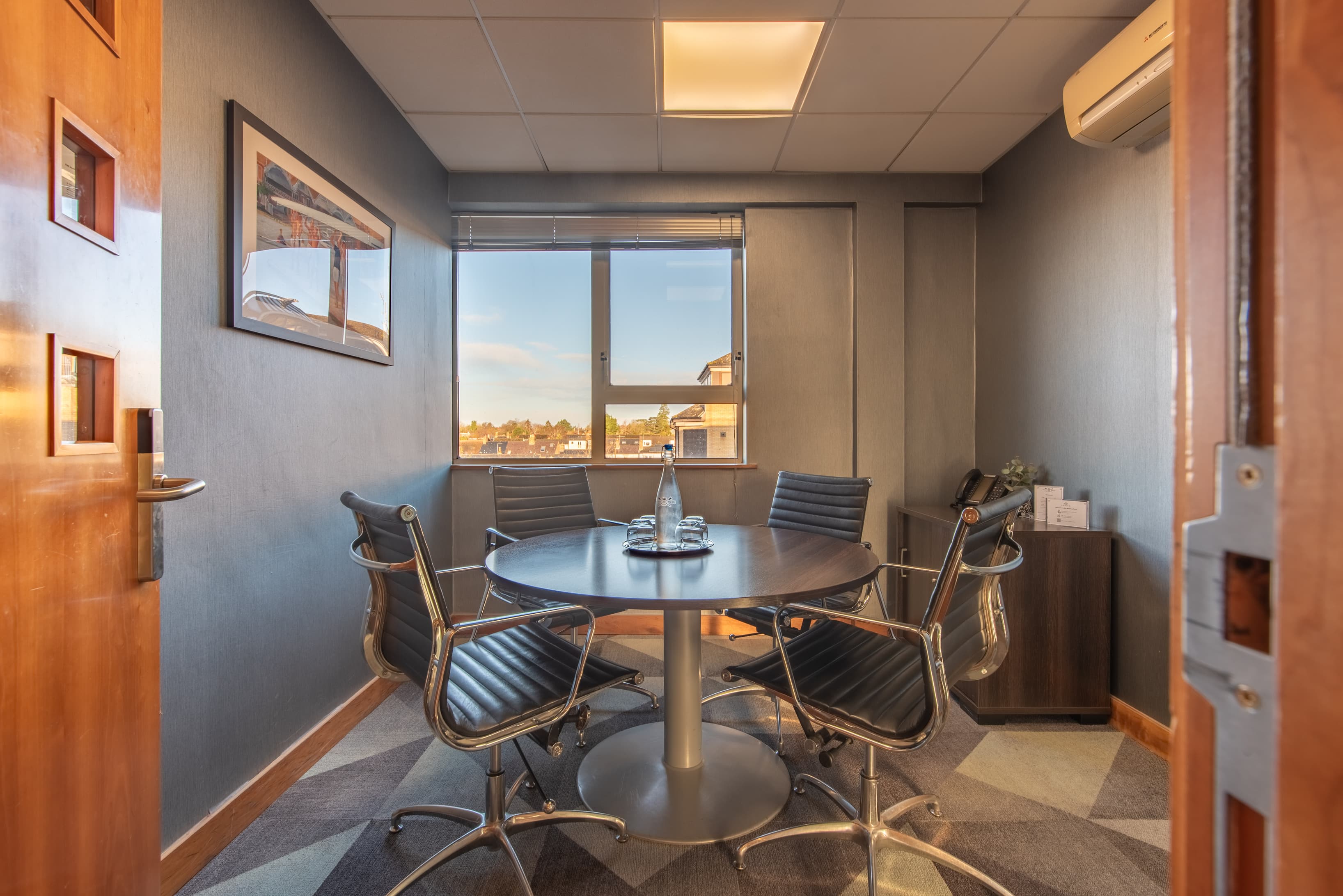 Meeting room Meeting room