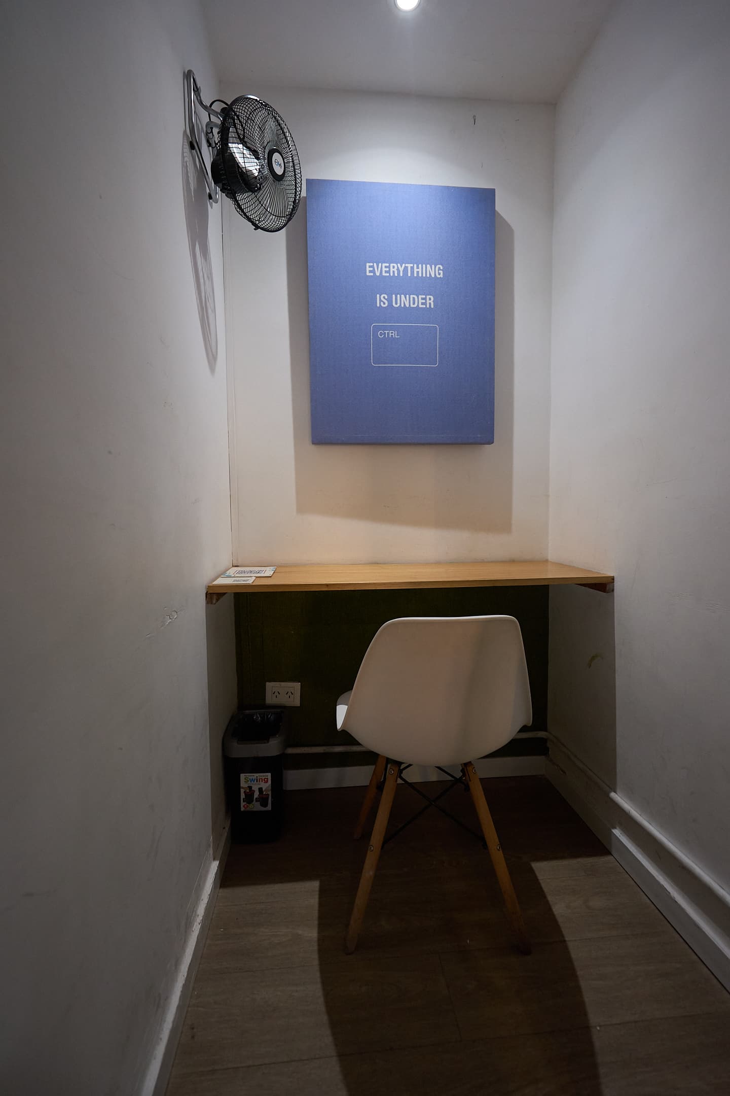 Call Room 2, 1er piso. Call Room 2, 1er piso.