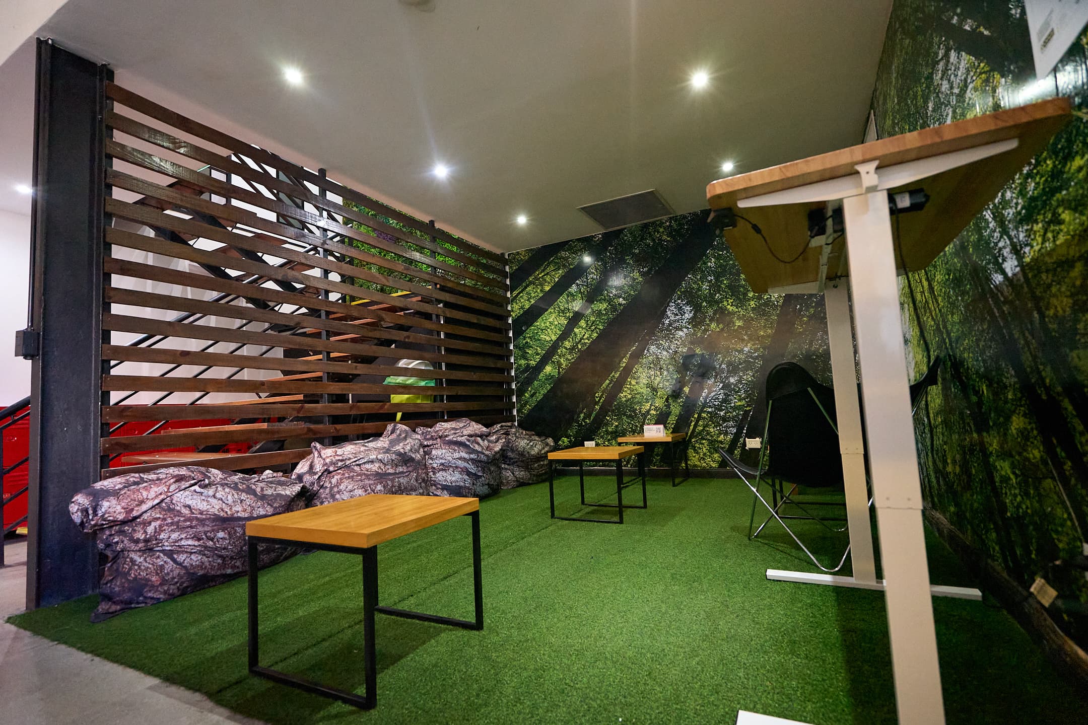 Chill Room. Sector común para trabajar o relajarse. Chill Room. Sector común para trabajar o relajarse.