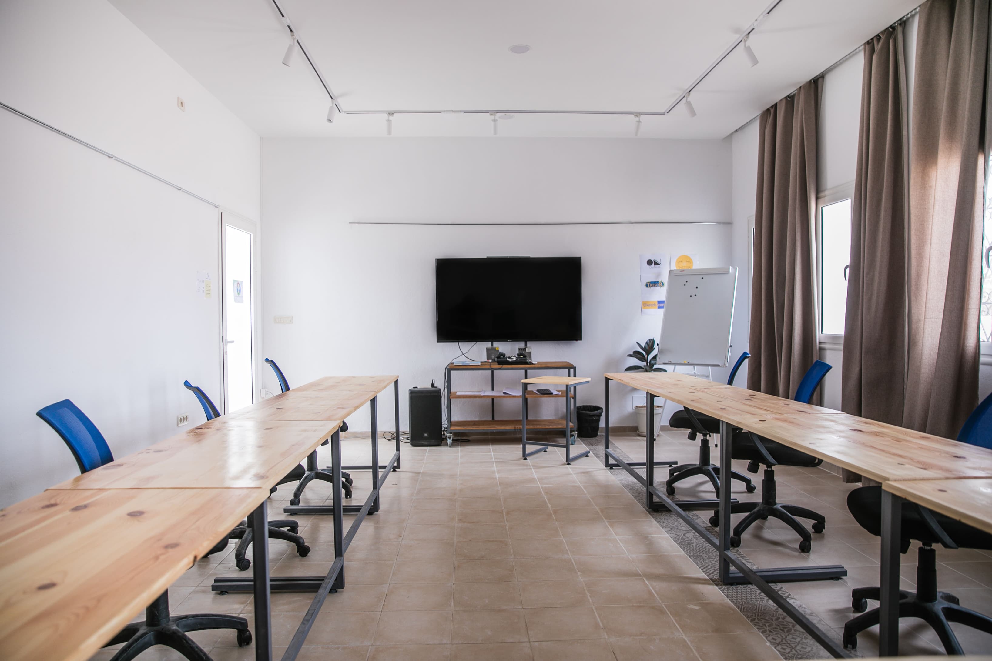 meeting room meeting room