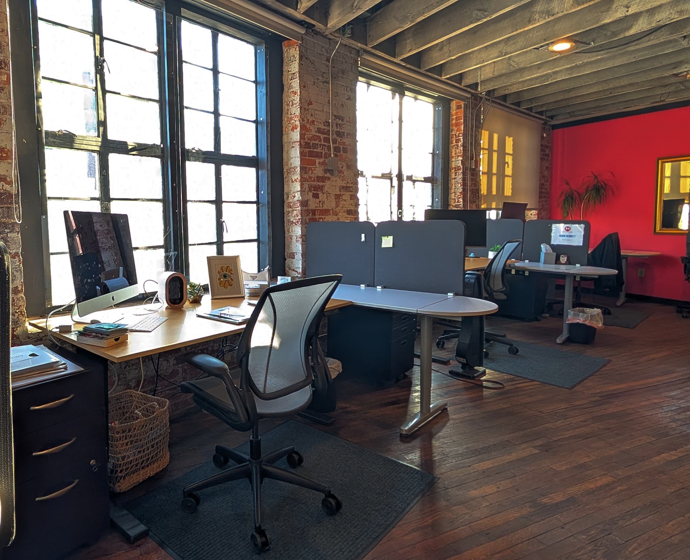 MojoDesk MojoDesk