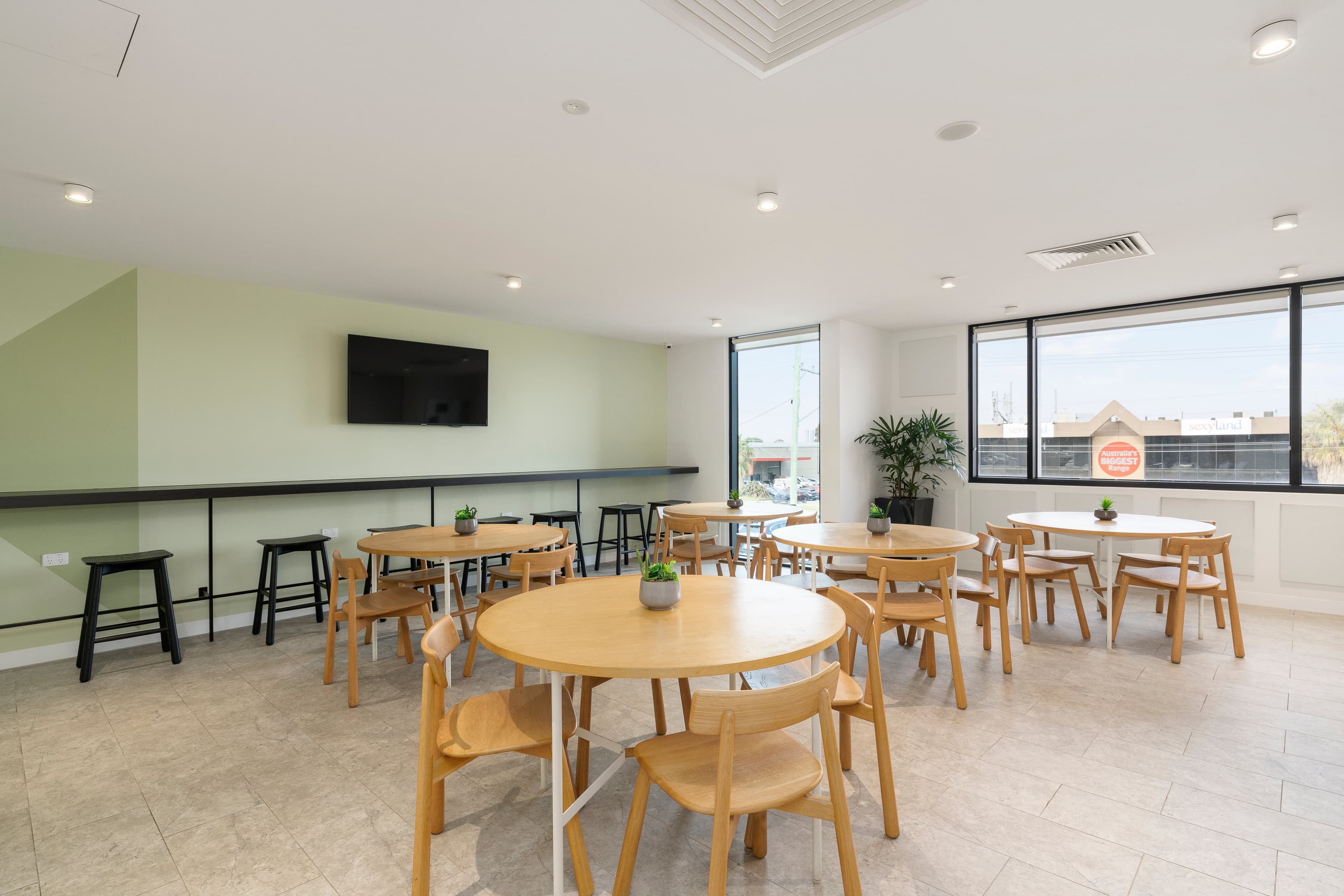 Breakout/Lounge Space Breakout/Lounge Space