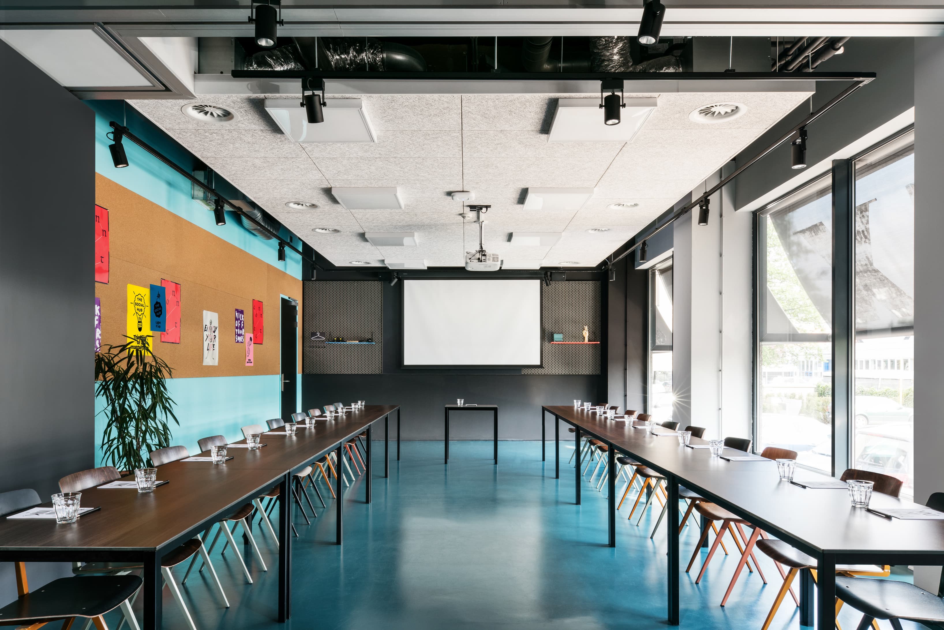 Training Room/ Classroom Training Room/ Classroom