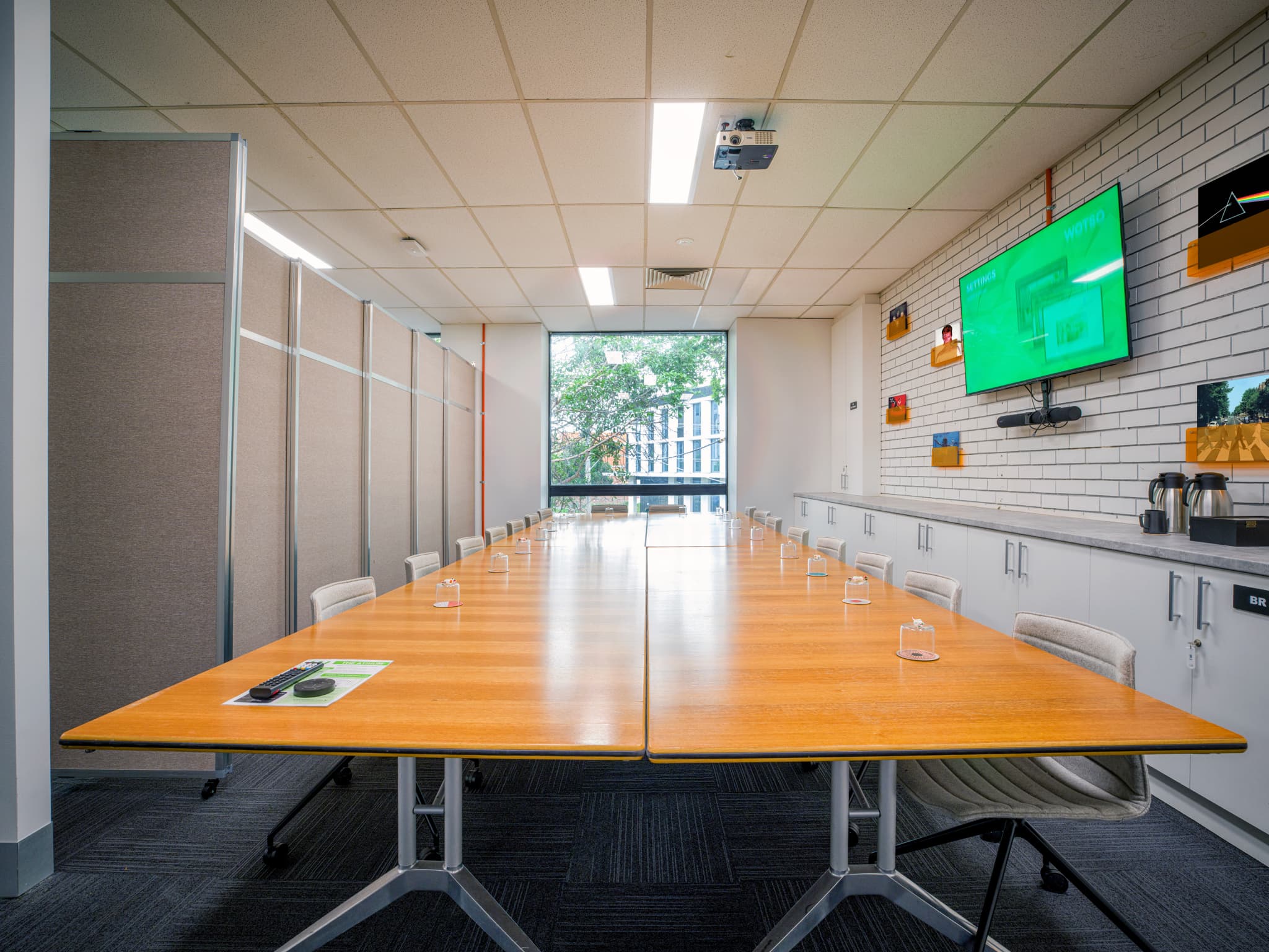 Meeting Room Meeting Room
