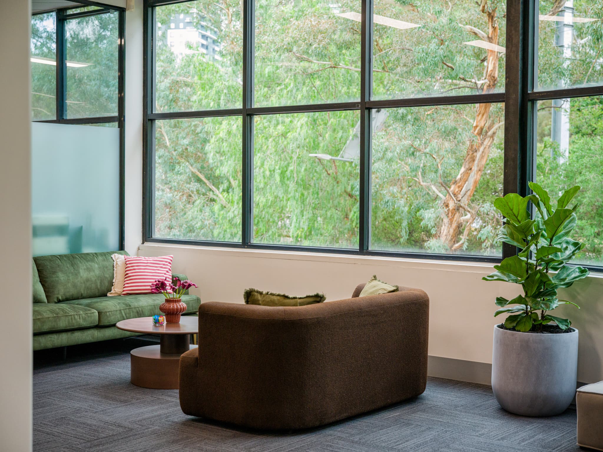 Breakout Space Breakout Space