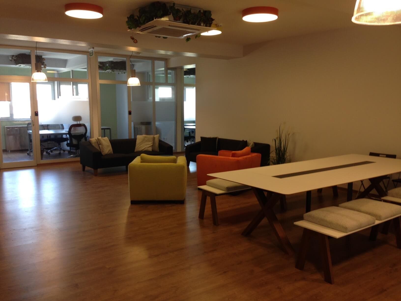 Breakout/Lounge Space Breakout/Lounge Space