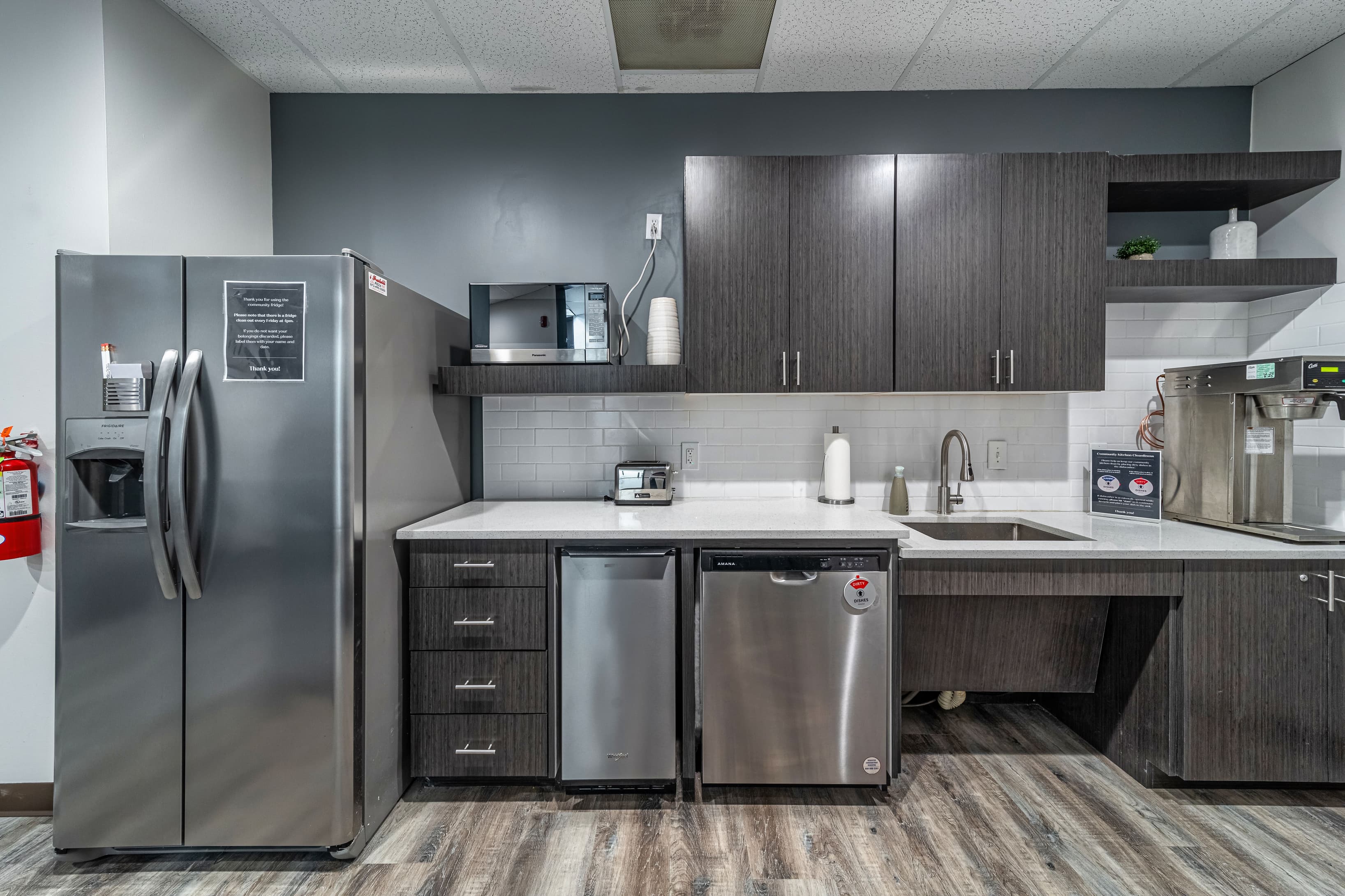 Full Kitchen Full Kitchen