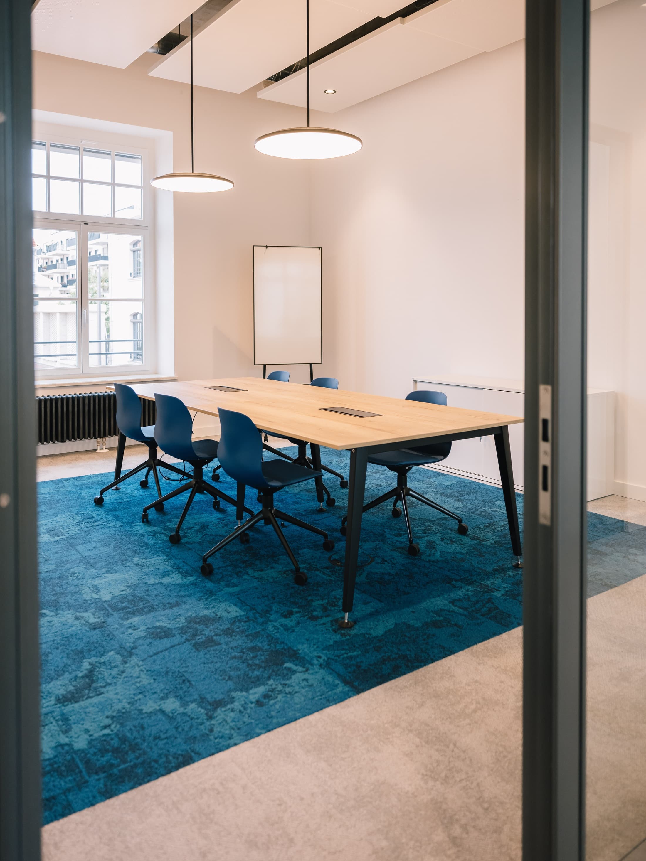 Exclusive floor Exclusive floor