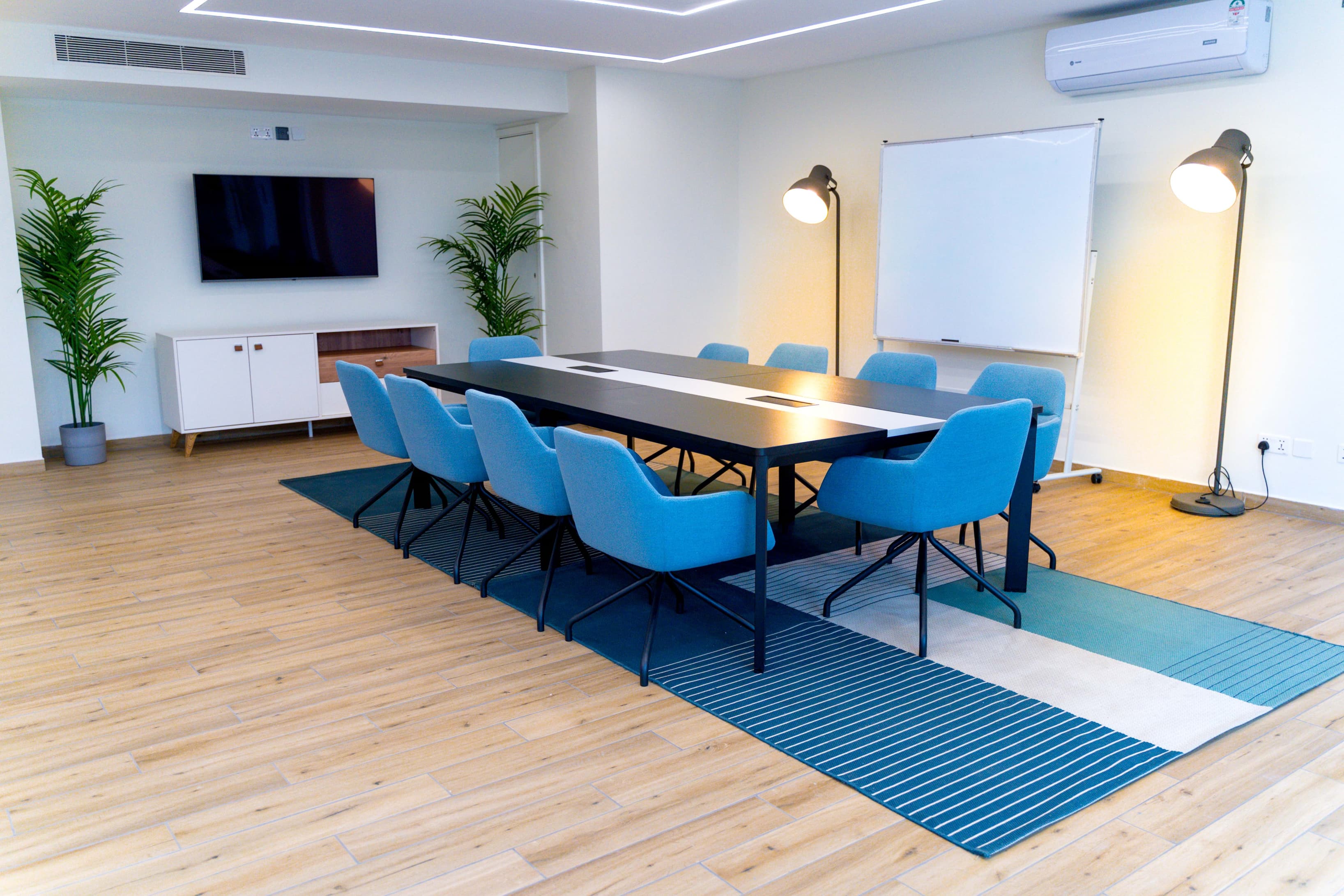 99473-99473-628268.jpg 99473-99473-628268.jpg