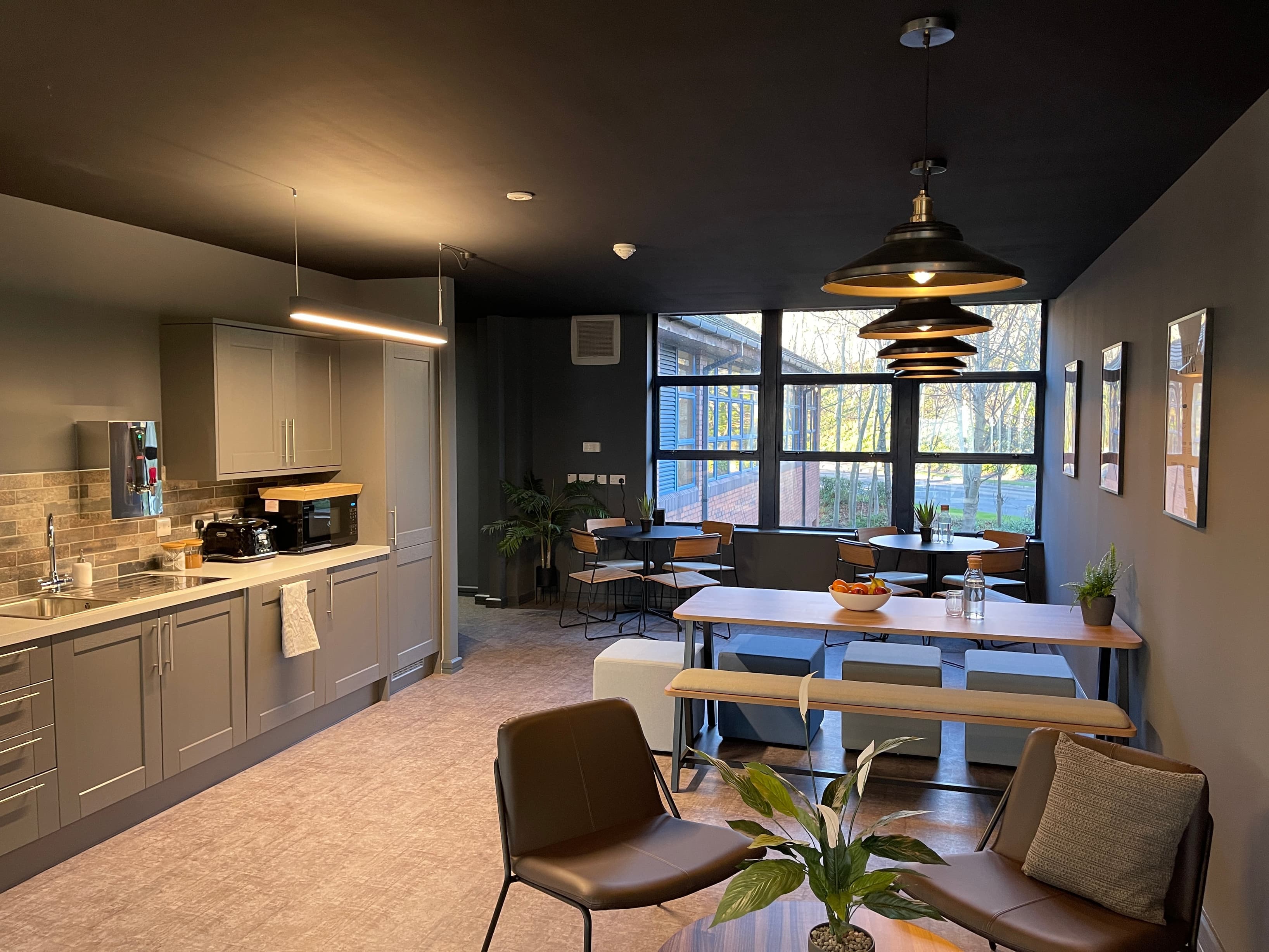 Breakout/Lounge Space Breakout/Lounge Space