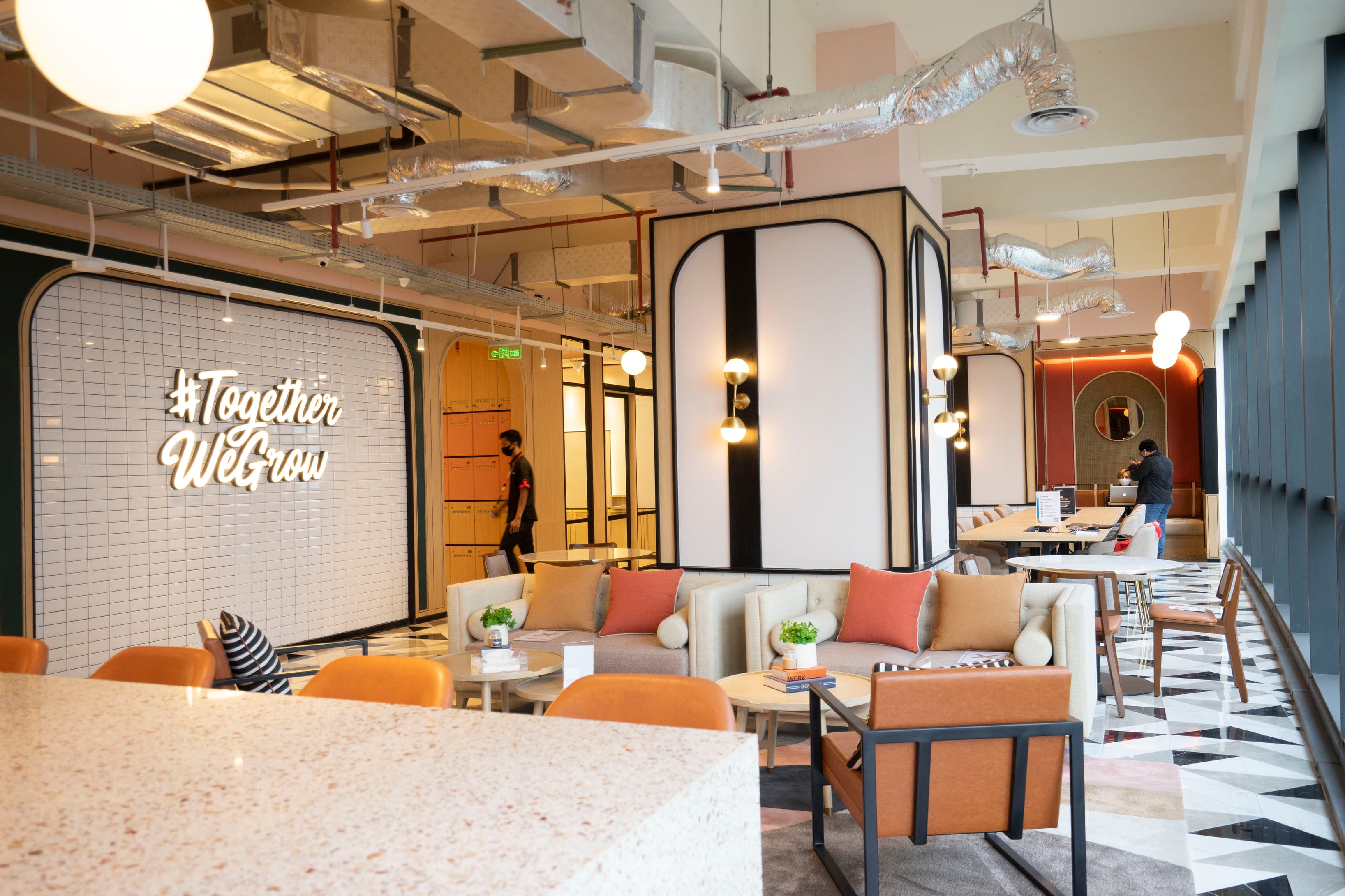 Breakout/Lounge Space Breakout/Lounge Space