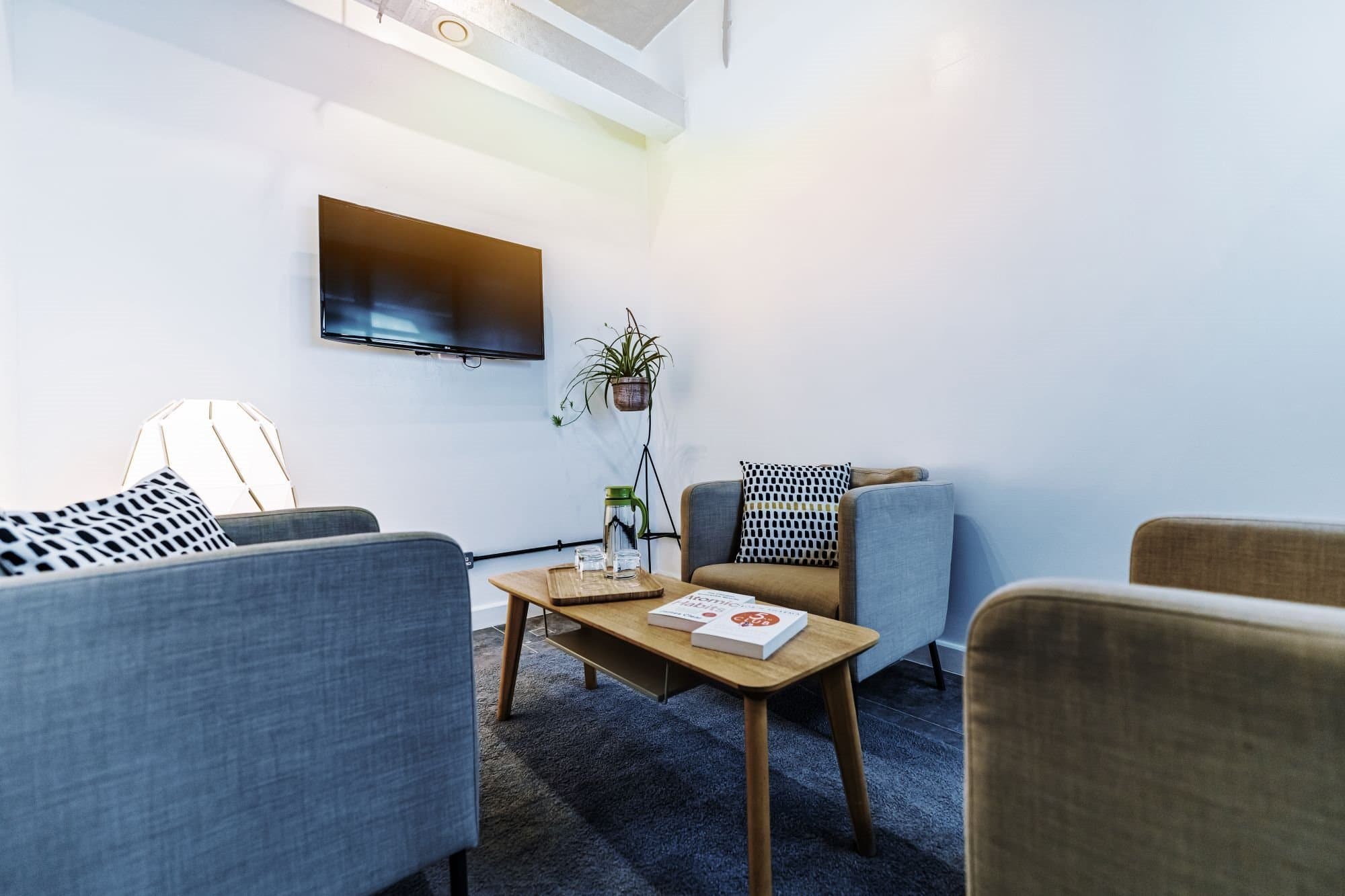Breakout/Lounge Space Breakout/Lounge Space