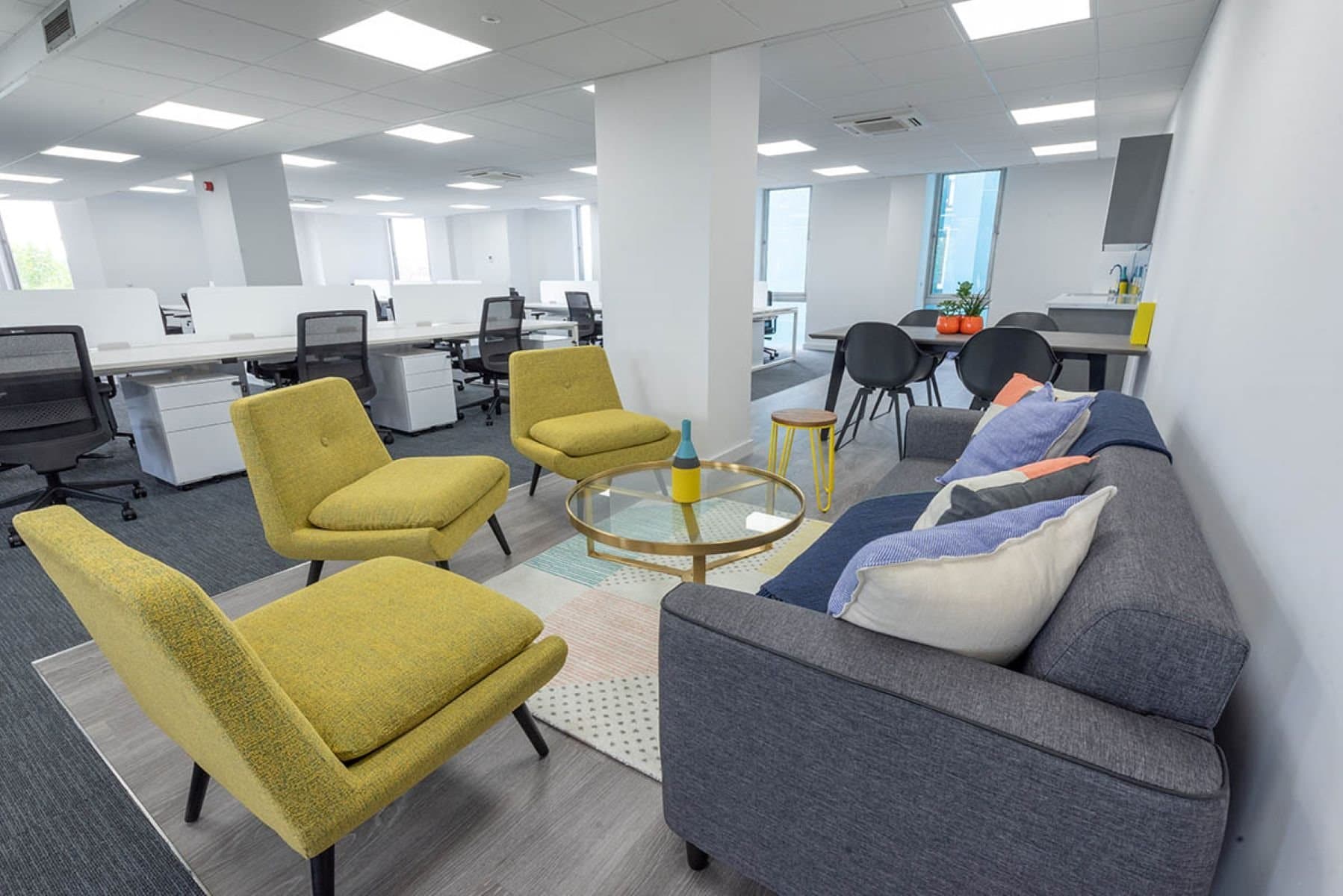 Breakout/Lounge Space Breakout/Lounge Space