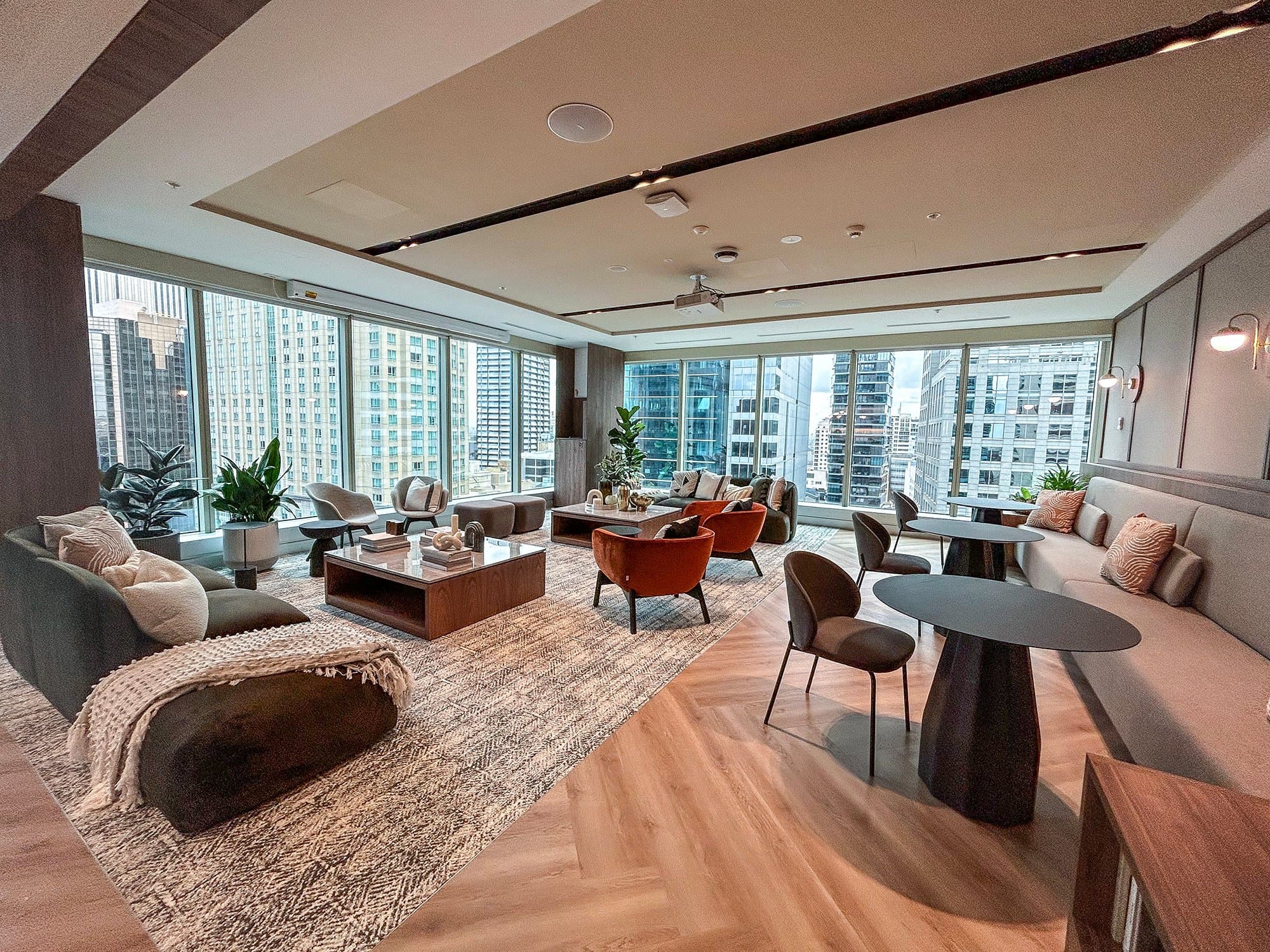 Breakout/Lounge Space Breakout/Lounge Space