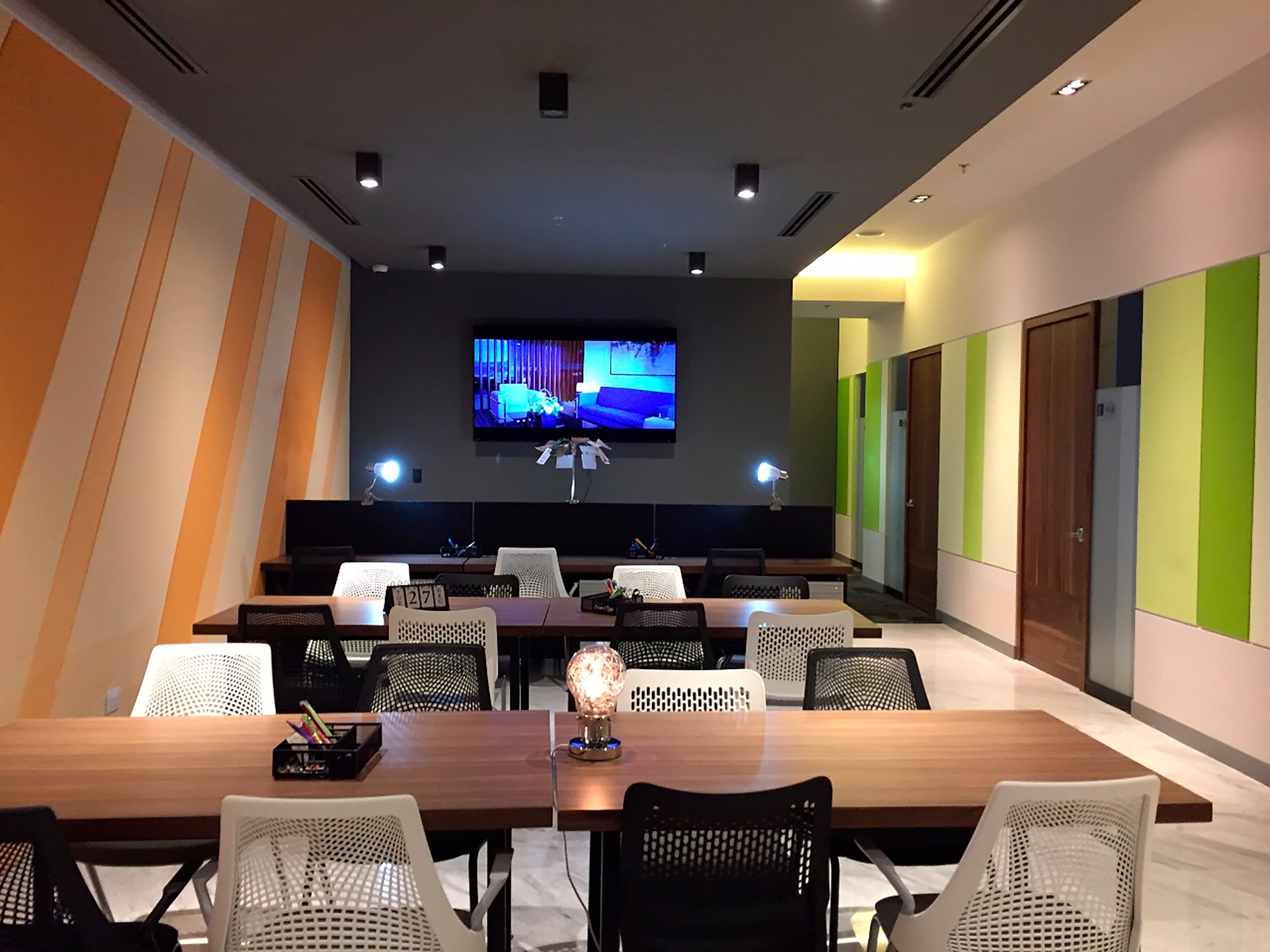 Grow your business in our open, collaborative coworking spaces. Grow your business in our open, collaborative coworking spaces.