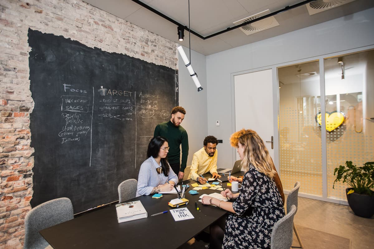 37584-37584-770826.jpg 37584-37584-770826.jpg