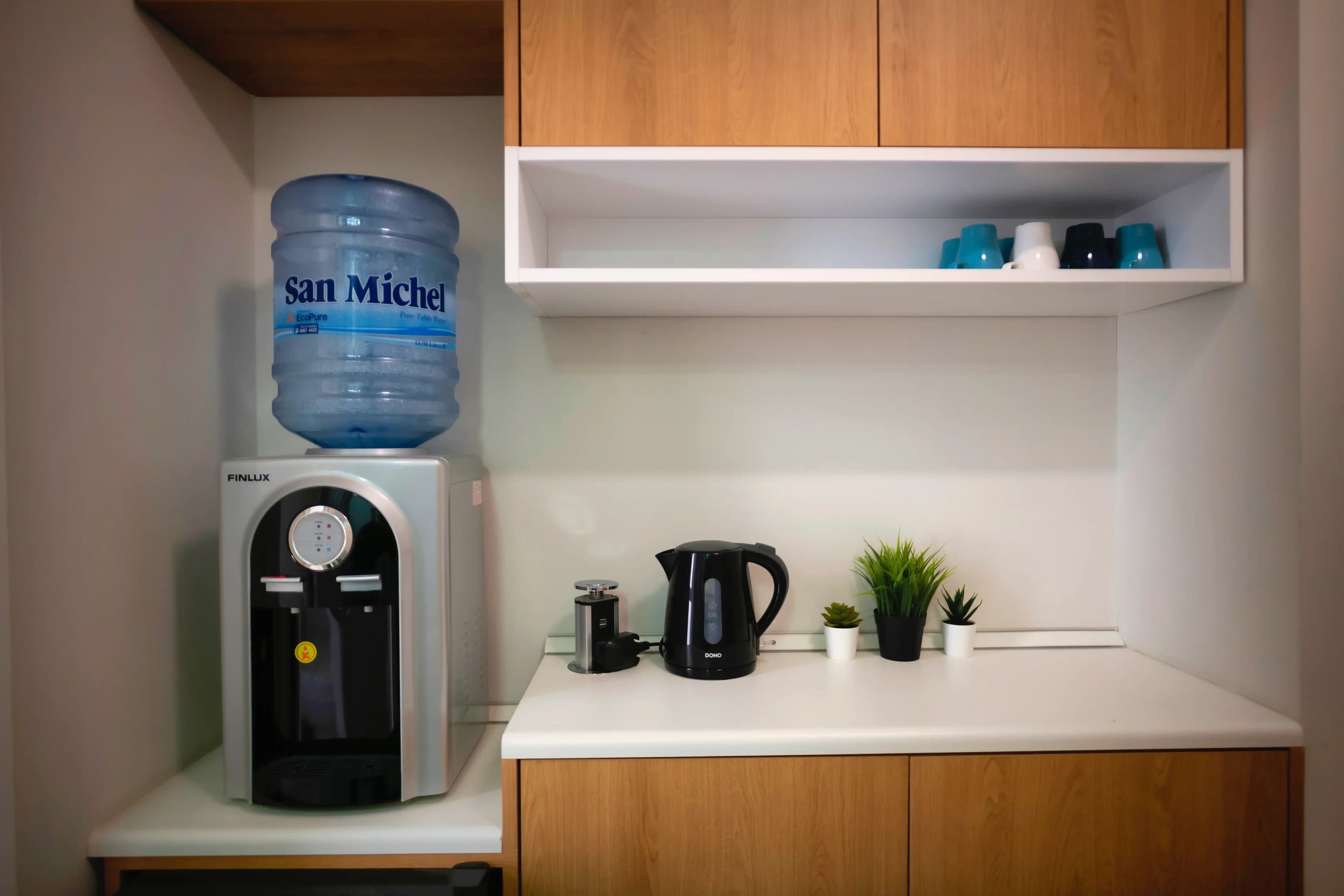 Breakout/Lounge Space Breakout/Lounge Space