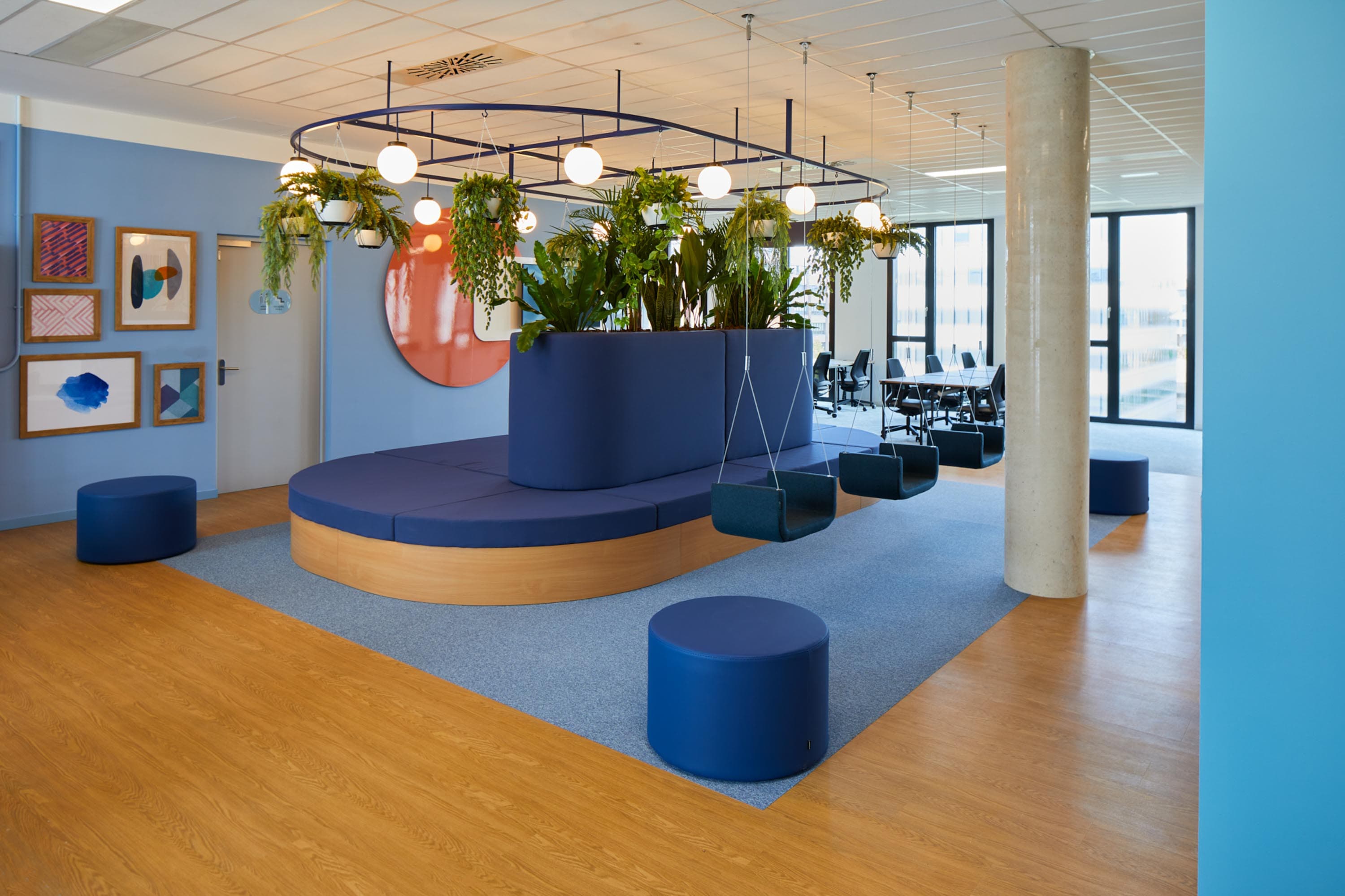 Breakout/Lounge Space Breakout/Lounge Space