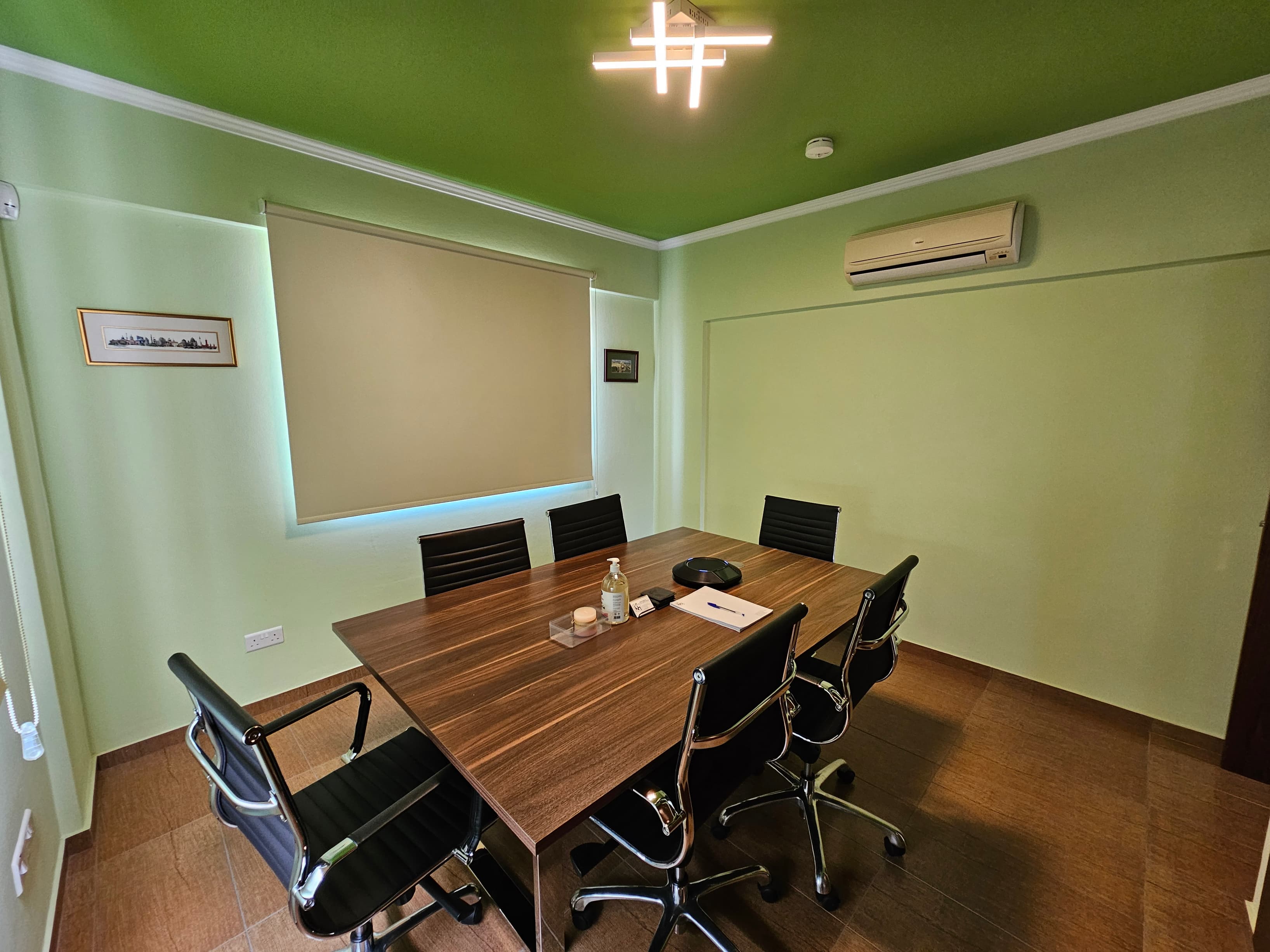 CONFERENCE ROOM CONFERENCE ROOM