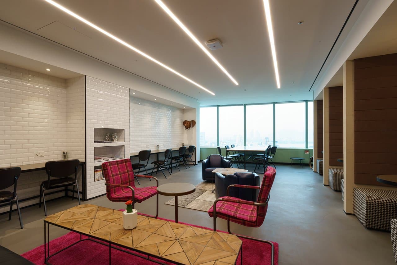 Breakout/Lounge Space Breakout/Lounge Space