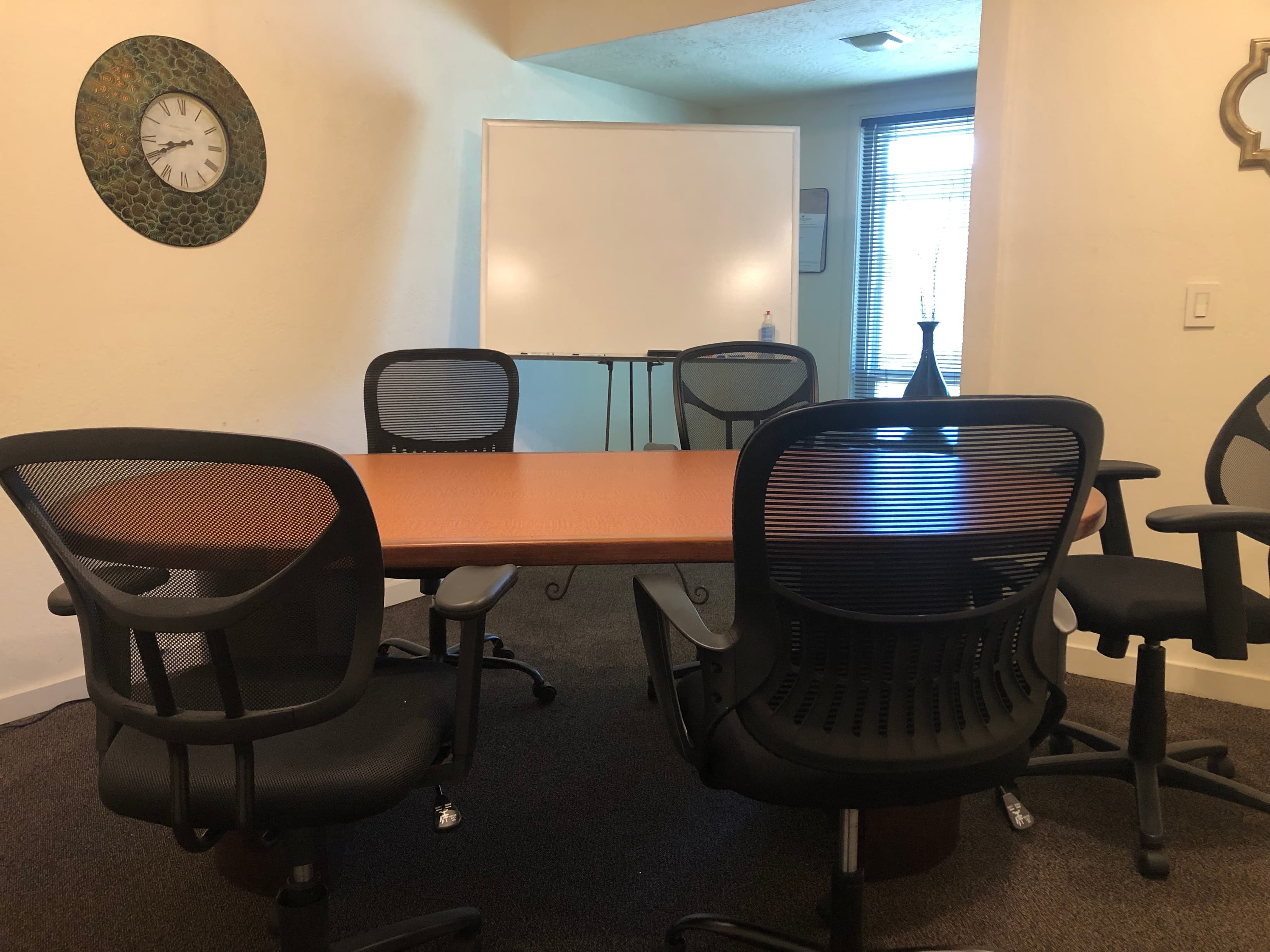 CitiRoom 2 - Seats 6 CitiRoom 2 - Seats 6