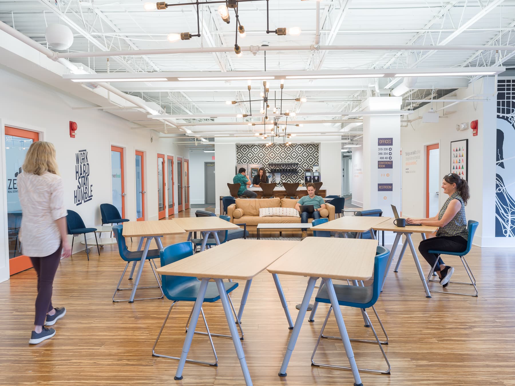 Coworking Lounge Coworking Lounge