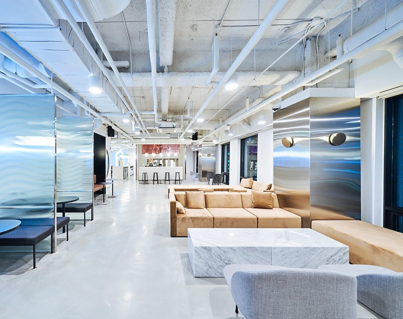 Breakout/Lounge Space Breakout/Lounge Space