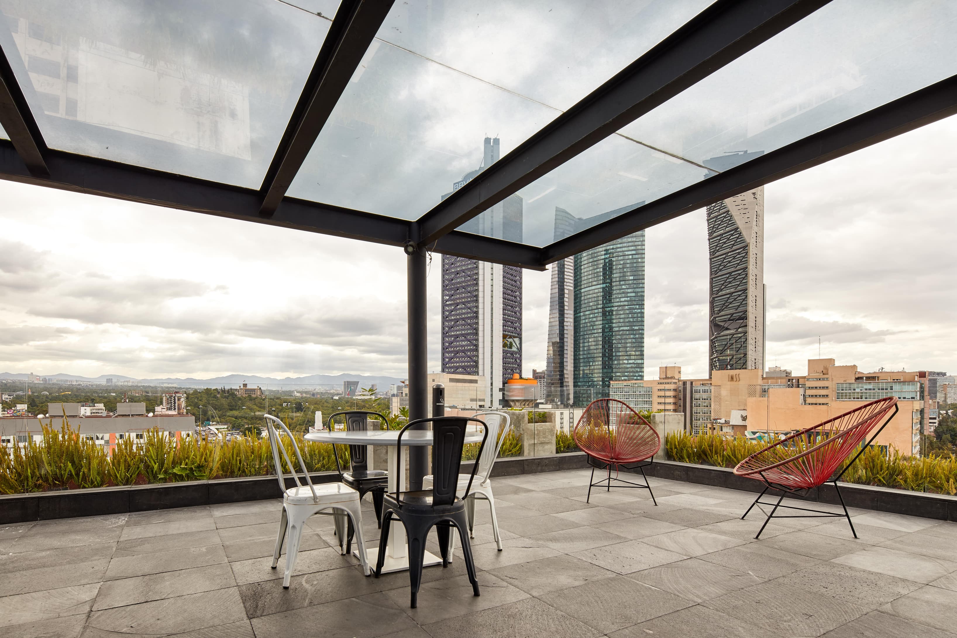 Breakout/Lounge Space Breakout/Lounge Space