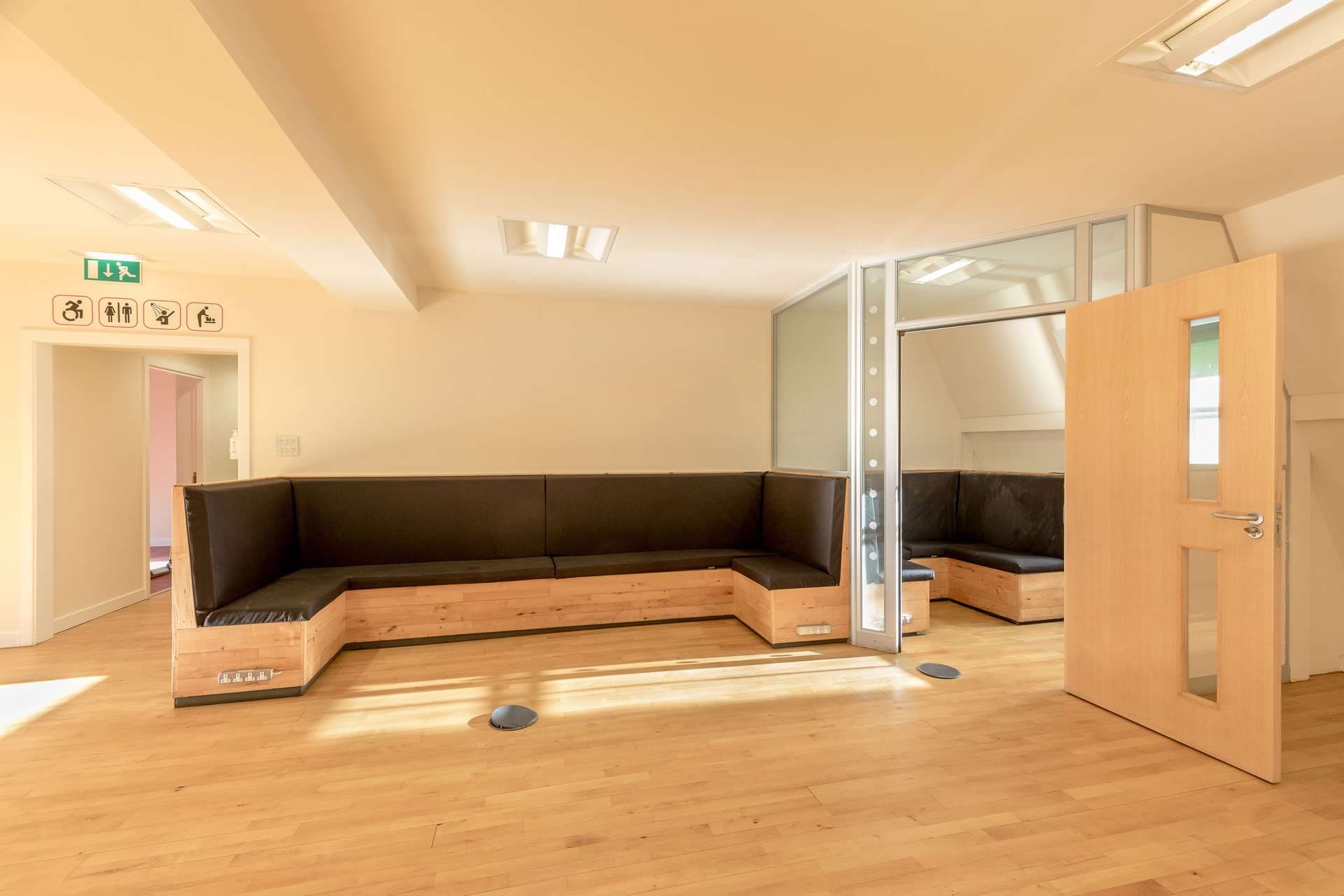 Breakout/Lounge Space Breakout/Lounge Space