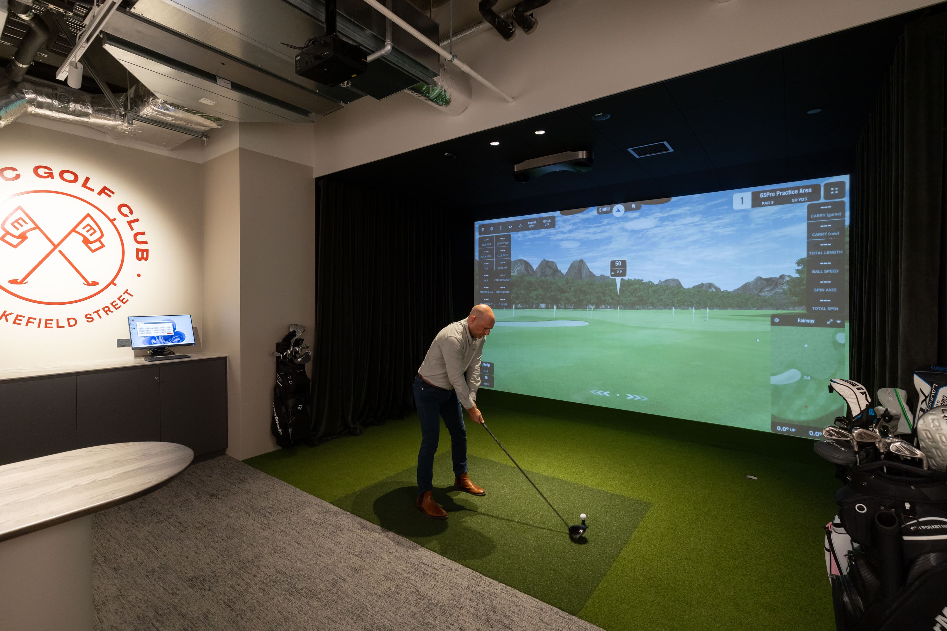 Mosaic Golf Lounge Mosaic Golf Lounge