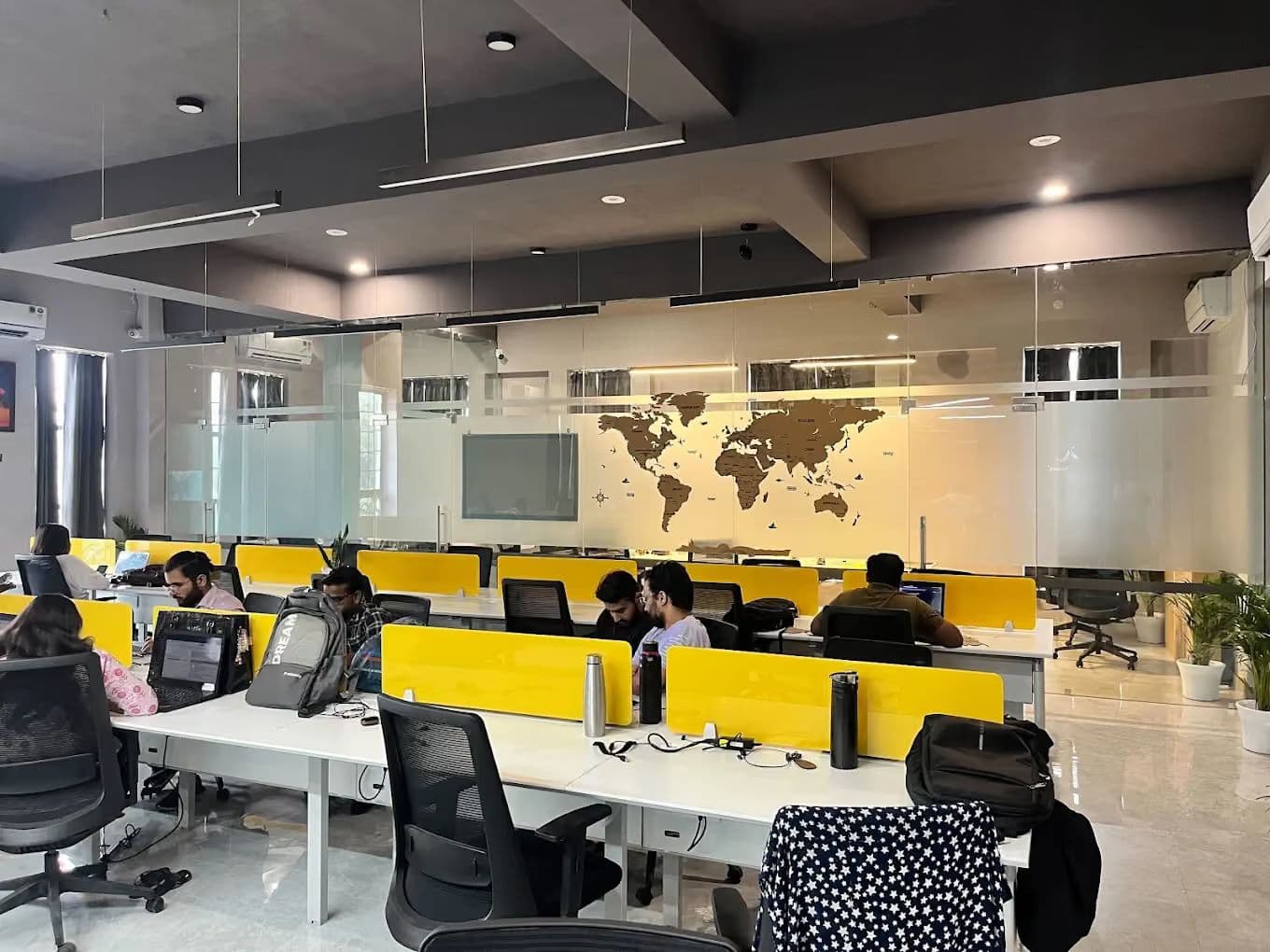 Shared Desks Shared Desks