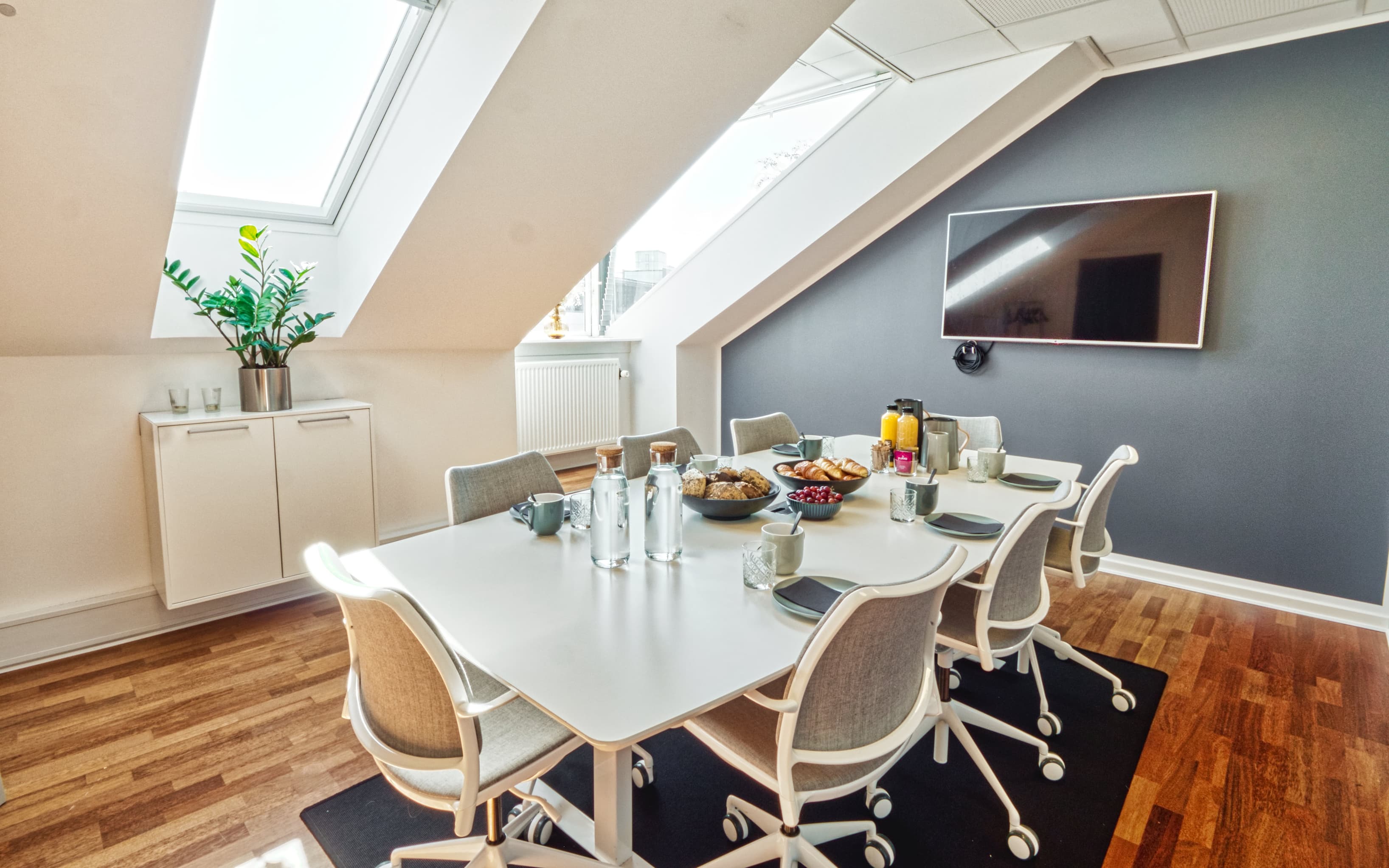 meeting room meeting room