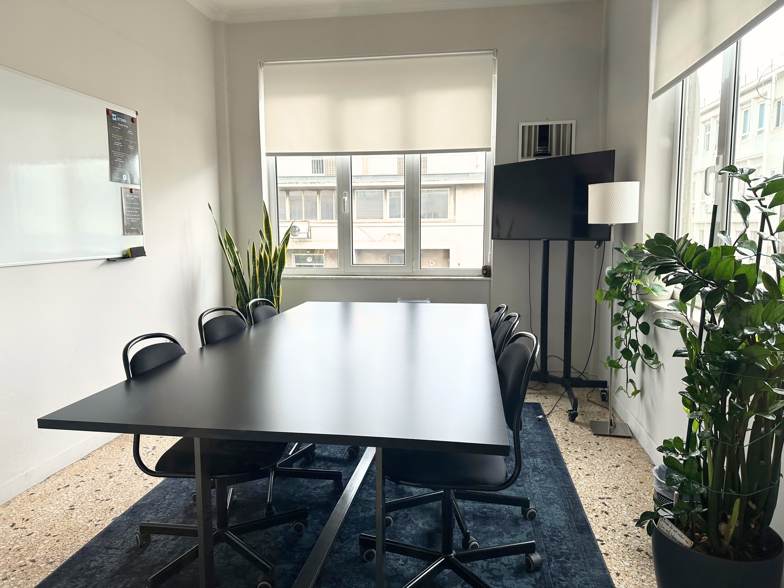 Corner Meeting Room Corner Meeting Room