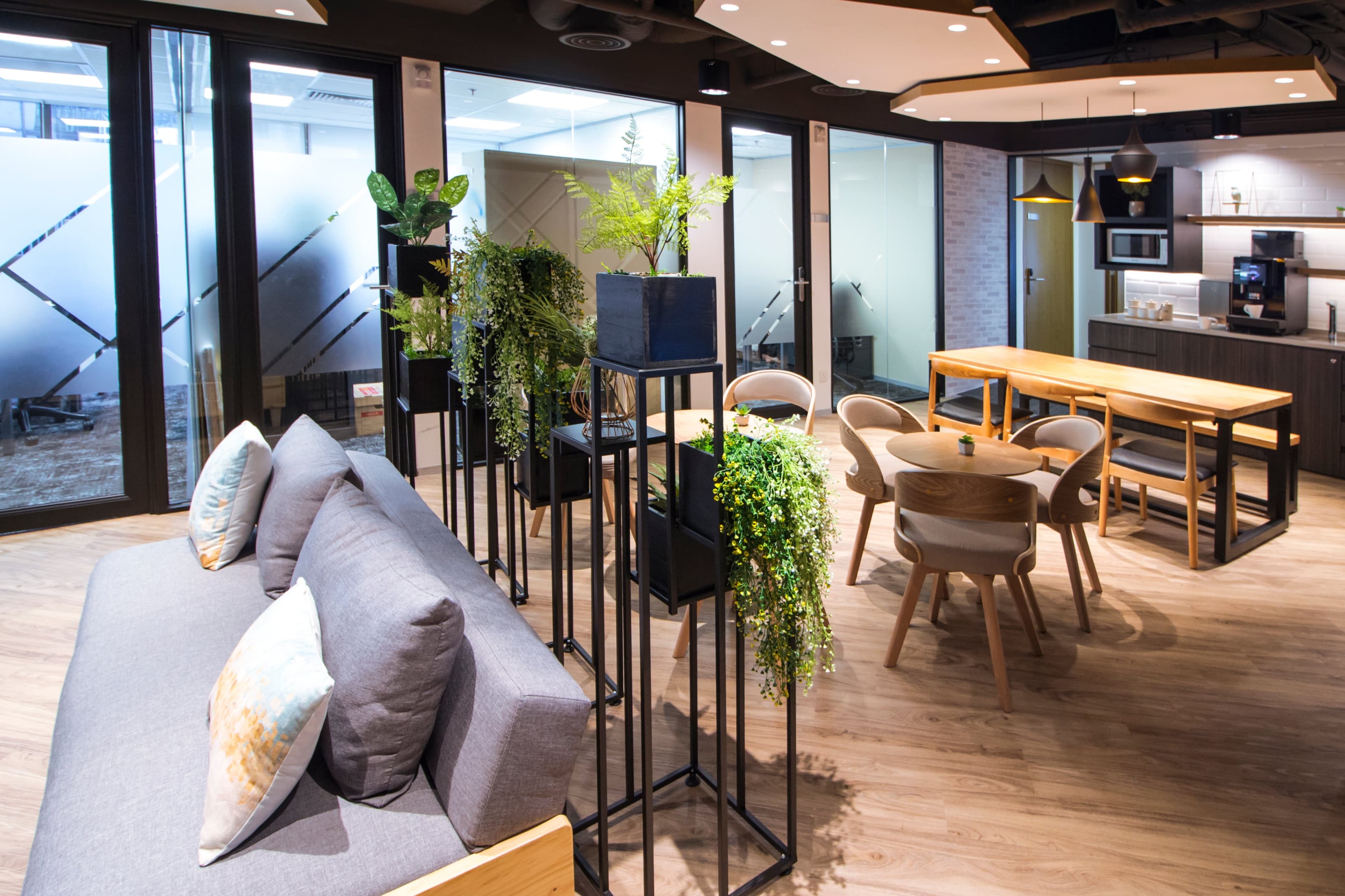 Breakout/Lounge Space Breakout/Lounge Space