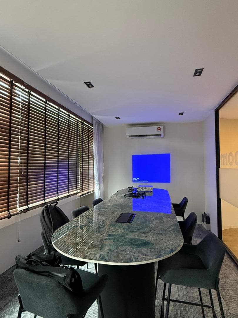 Meeting and Conference Room Meeting and Conference Room