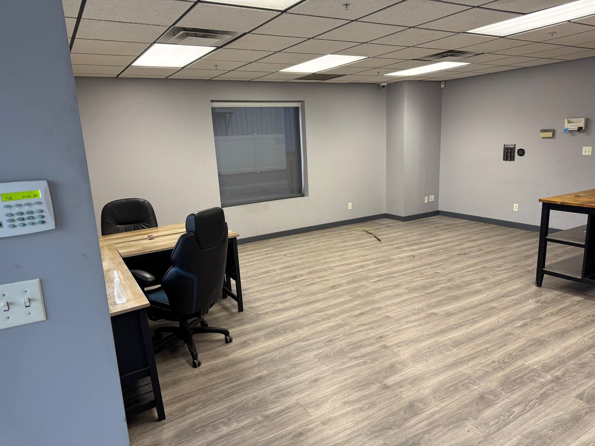 This is a side view showing open space This is a side view showing open space