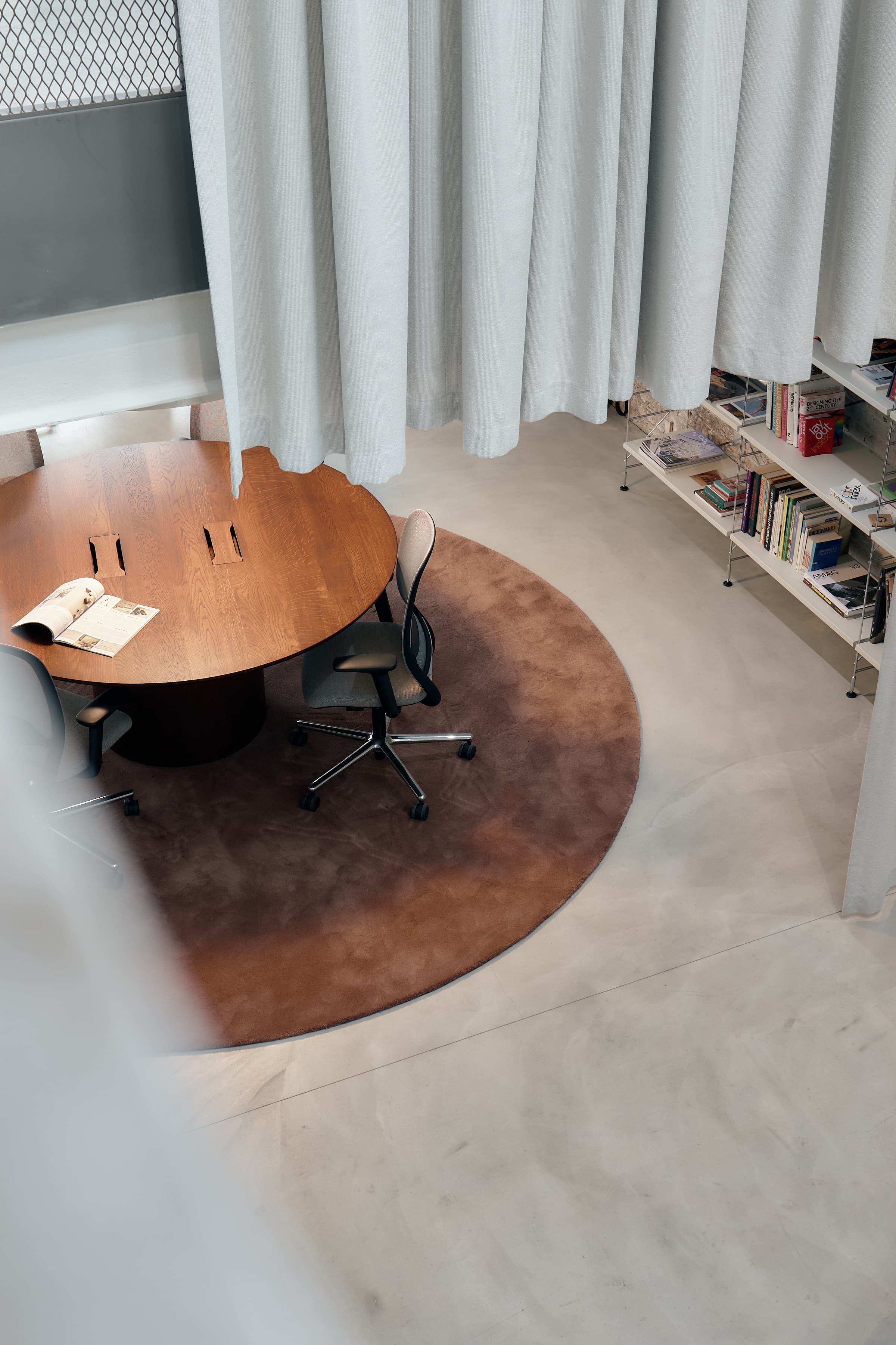 Diversed desk typologies Diversed desk typologies