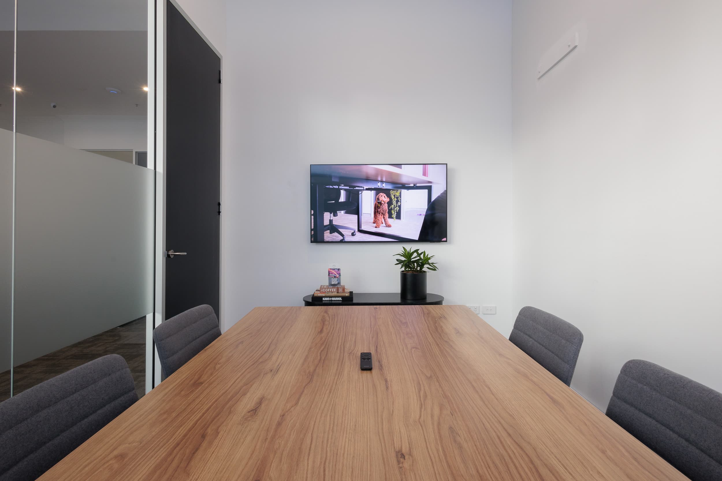 Meeting Room Meeting Room