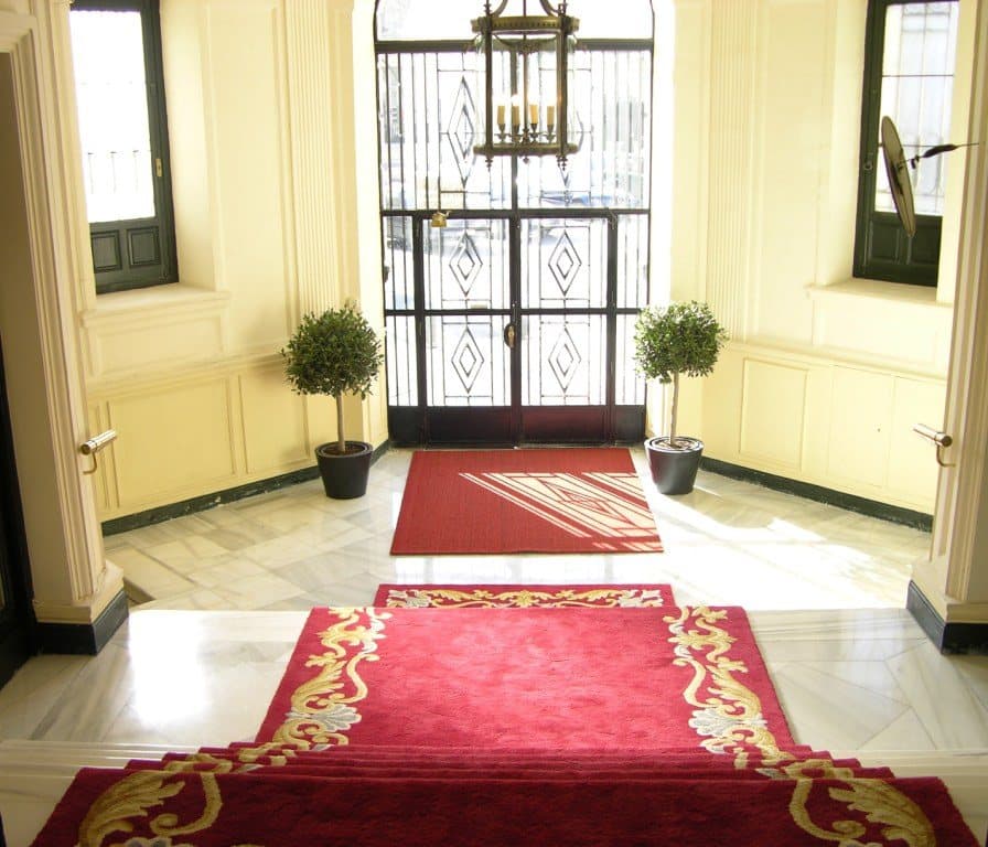 Corridor Corridor