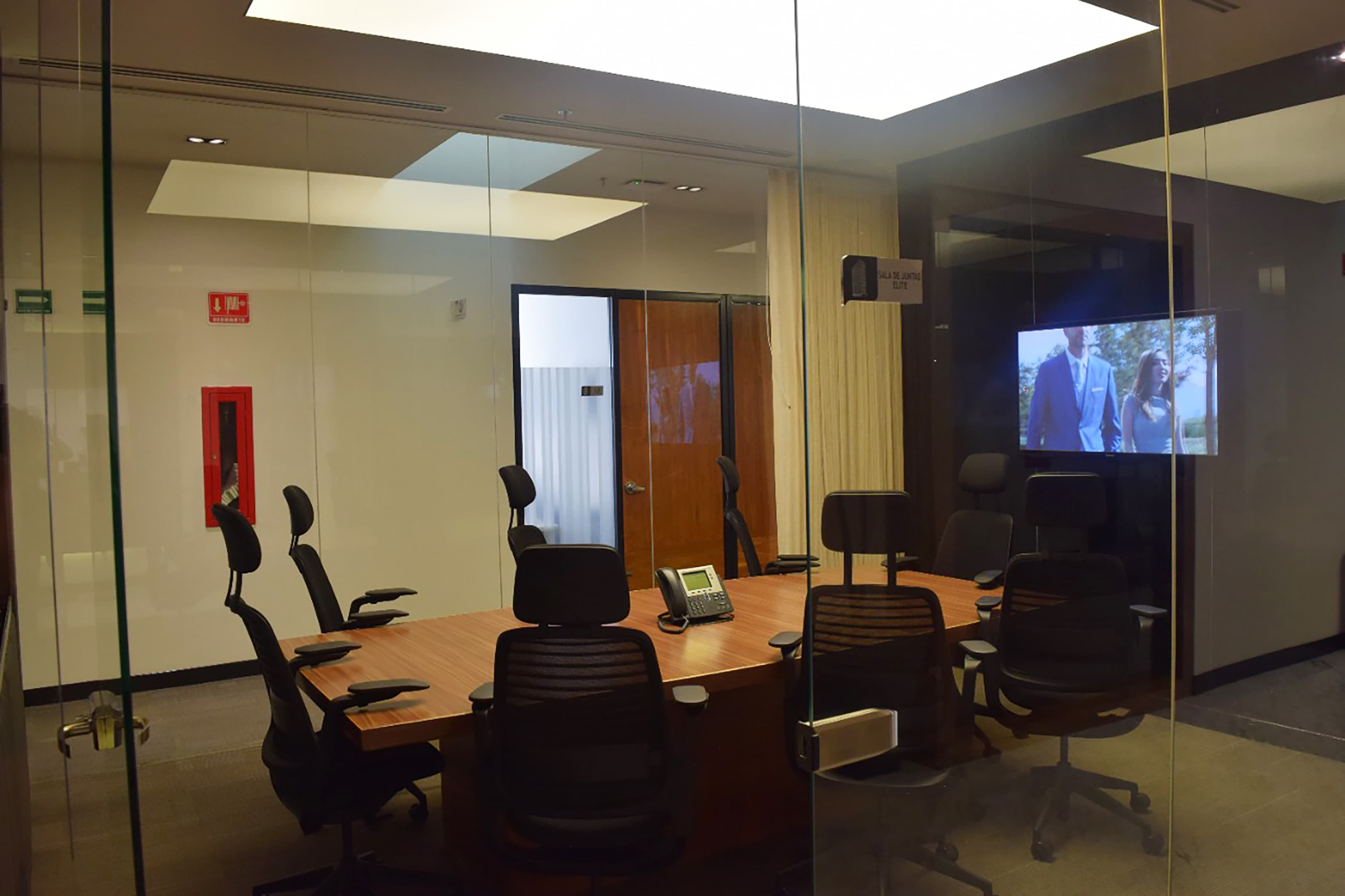 36341-36341-589374.jpg 36341-36341-589374.jpg