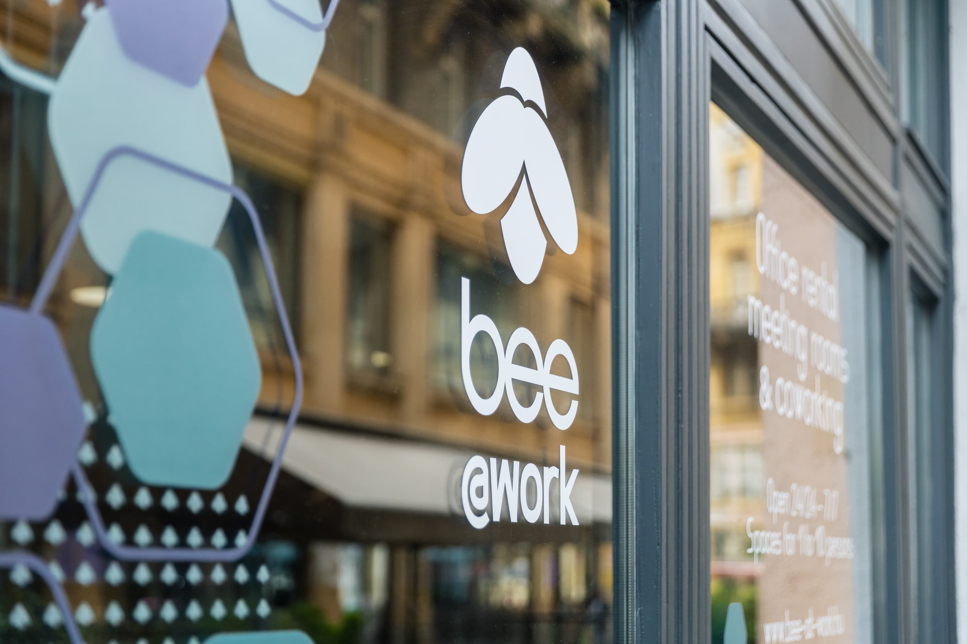 Bee@work facade Bee@work facade