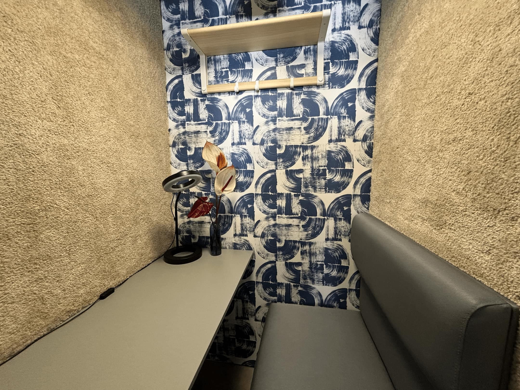 Sky Coworking Las Palmas - Phone booth Sky Coworking Las Palmas - Phone booth