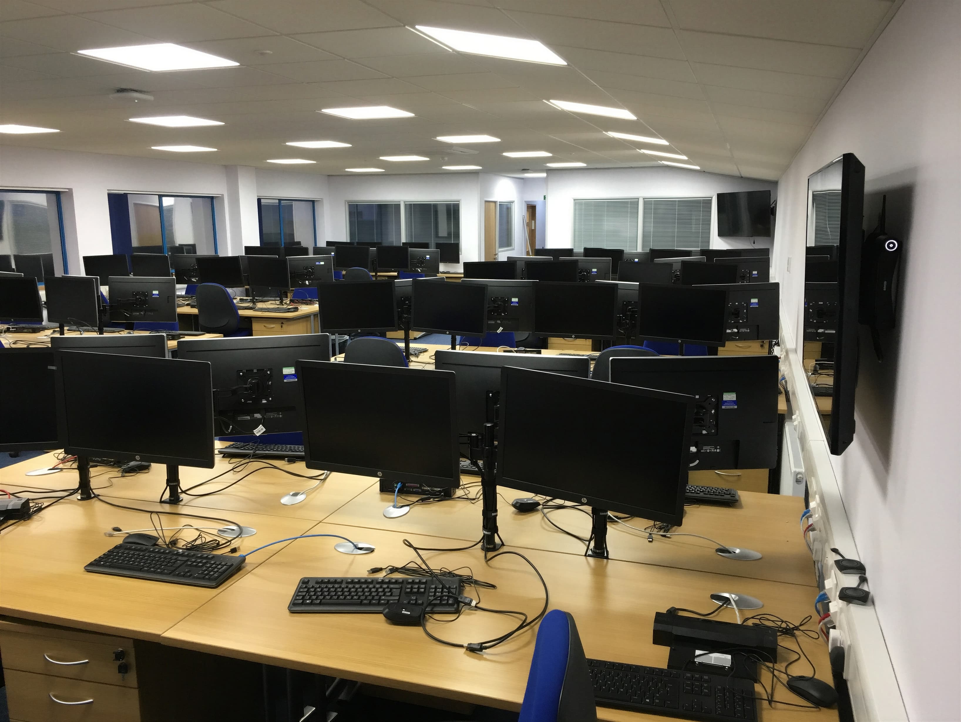 Large suite Large suite