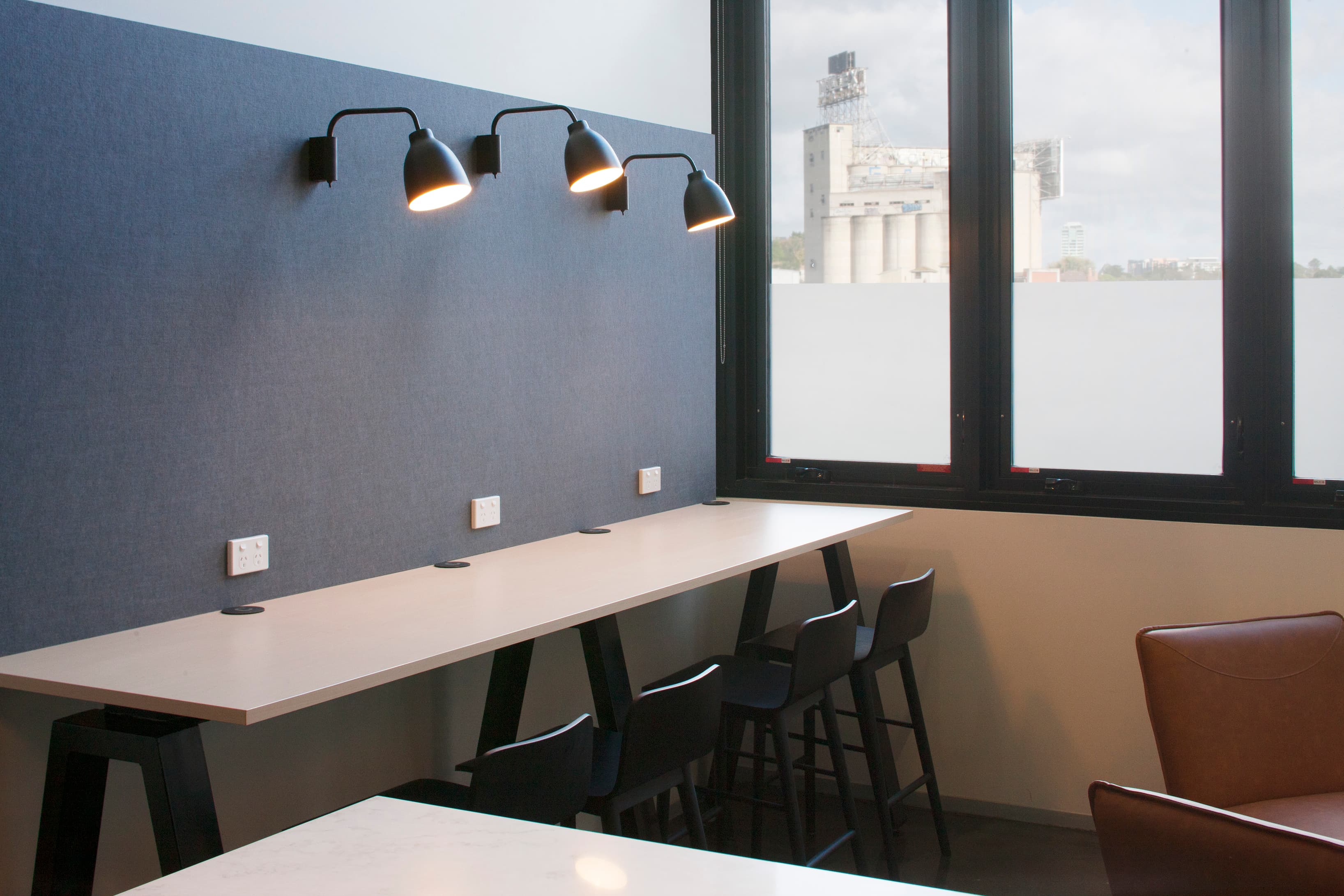 Breakout/Lounge Space Breakout/Lounge Space