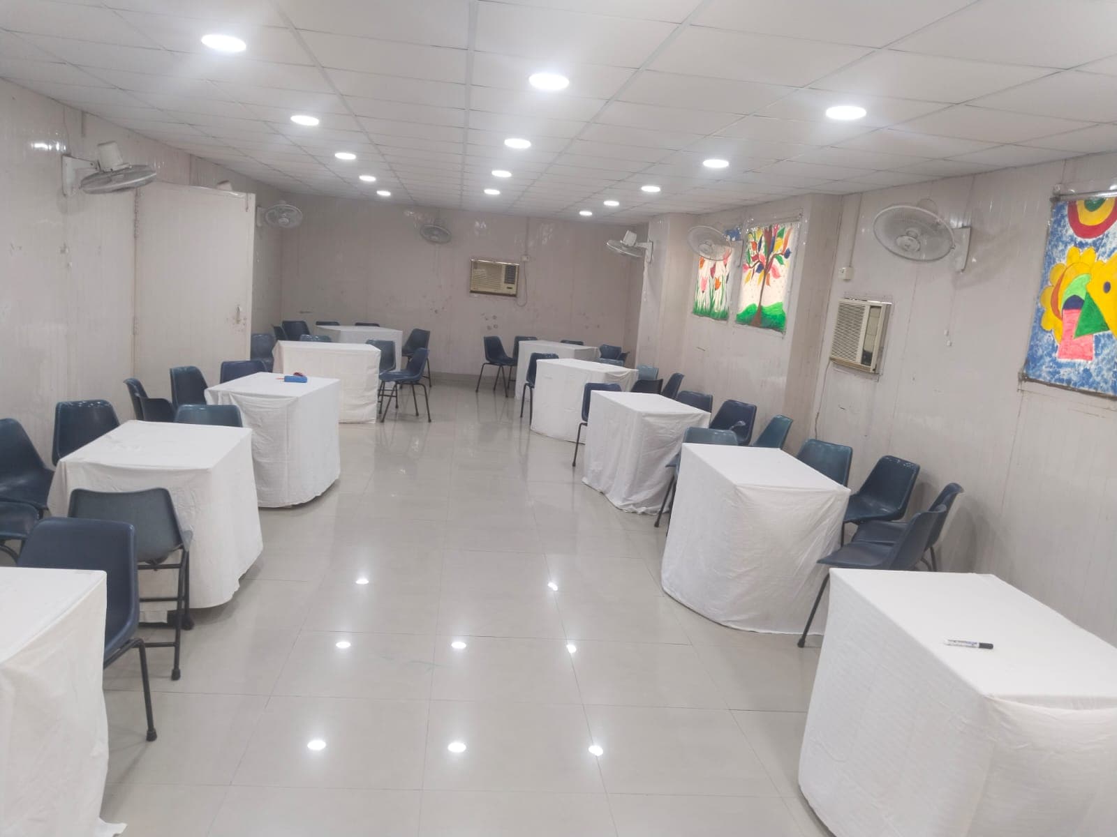 Well-ventilated event space equipped with projector and AC Well-ventilated event space equipped with projector and AC