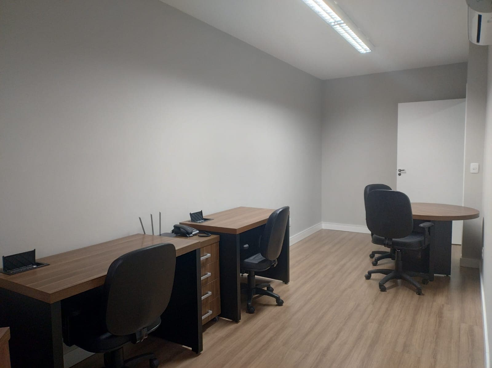 Sala fixa para 4 pessoas Sala fixa para 4 pessoas