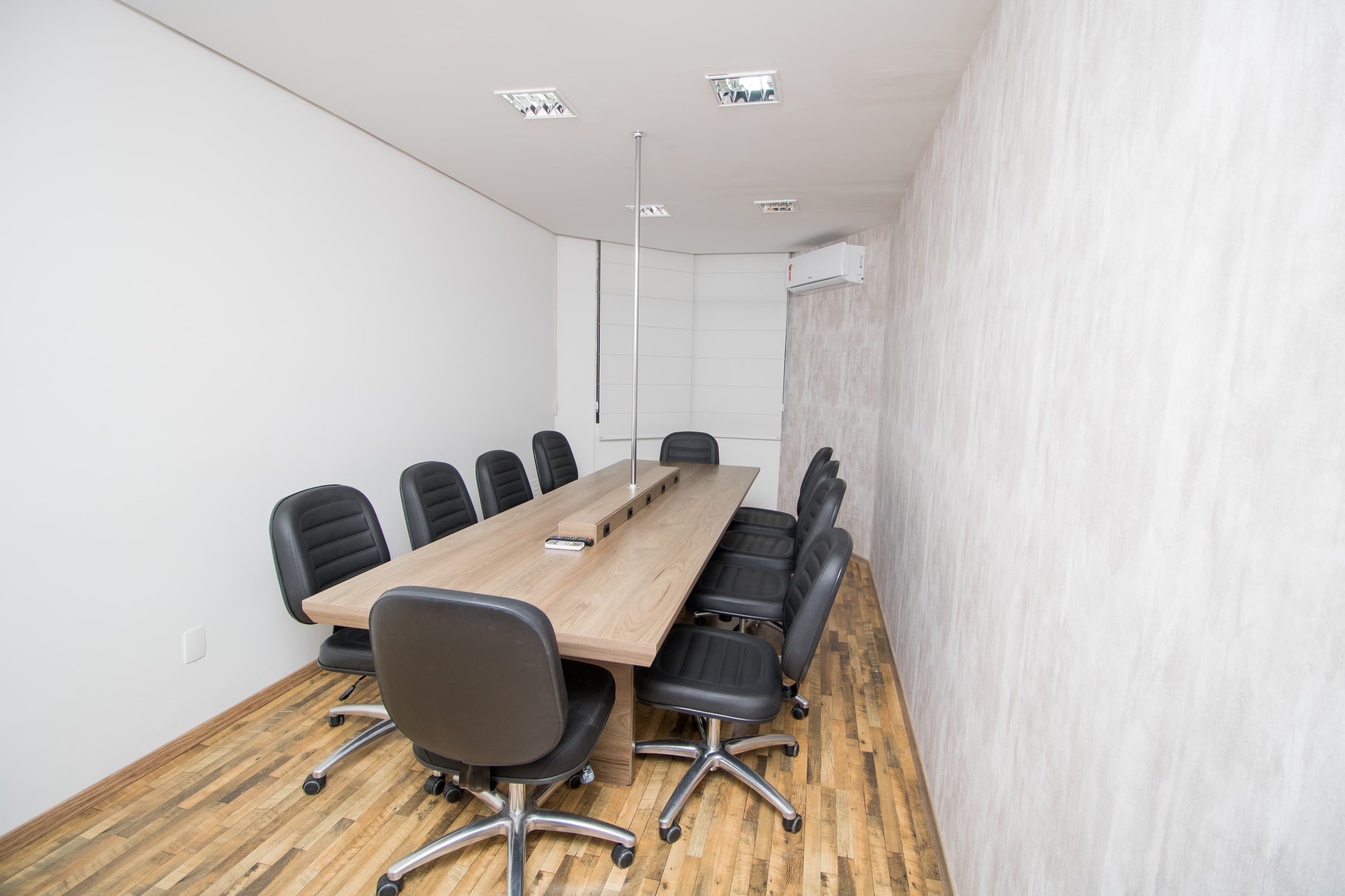 Sala de reunião para 10 pessoas Sala de reunião para 10 pessoas